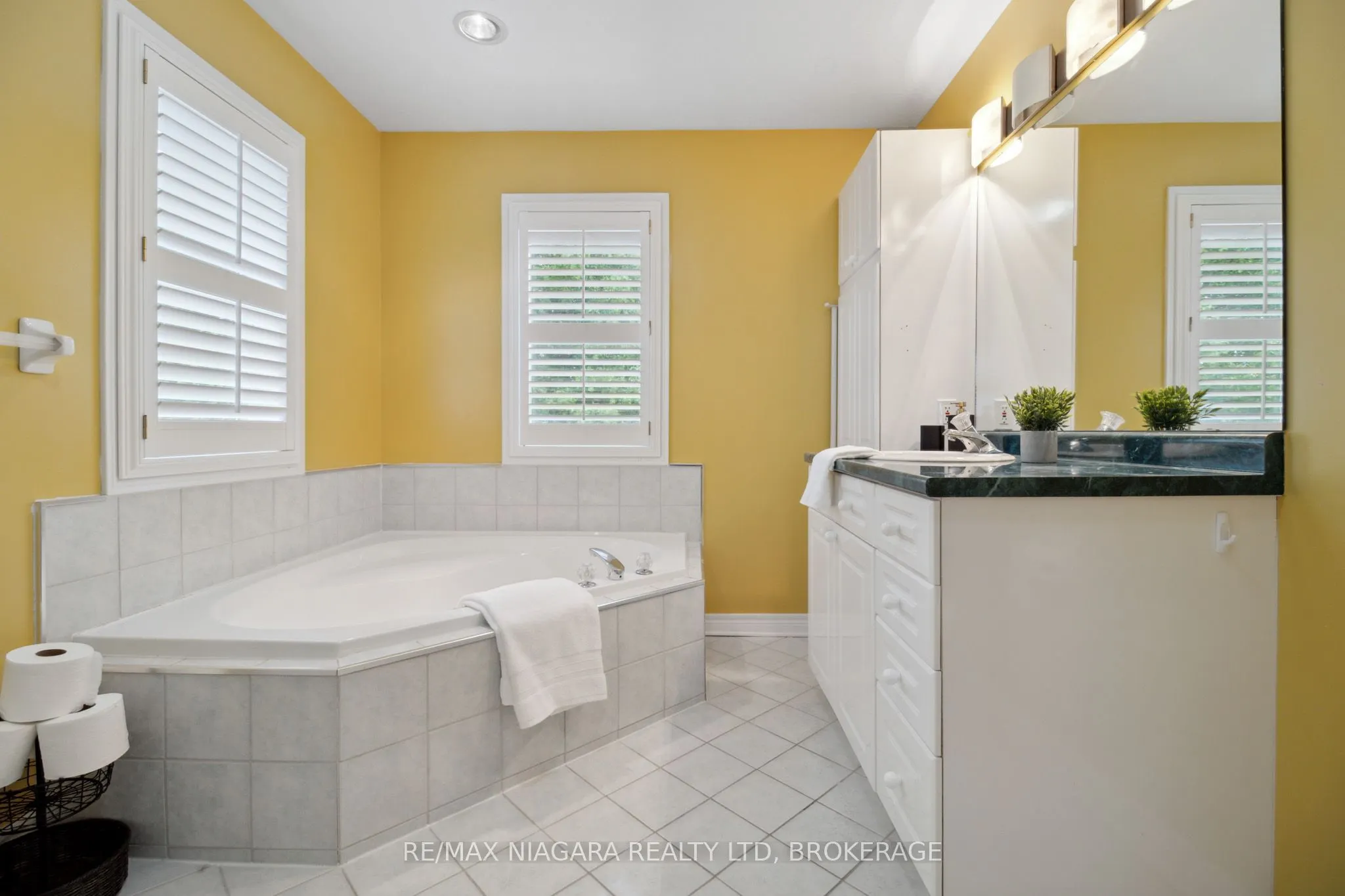 7955 HARVEST Crescent