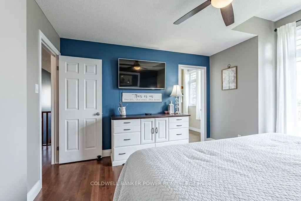 6 Fieldstone Crescent