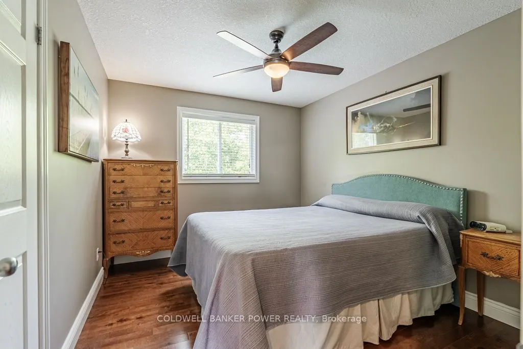 6 Fieldstone Crescent