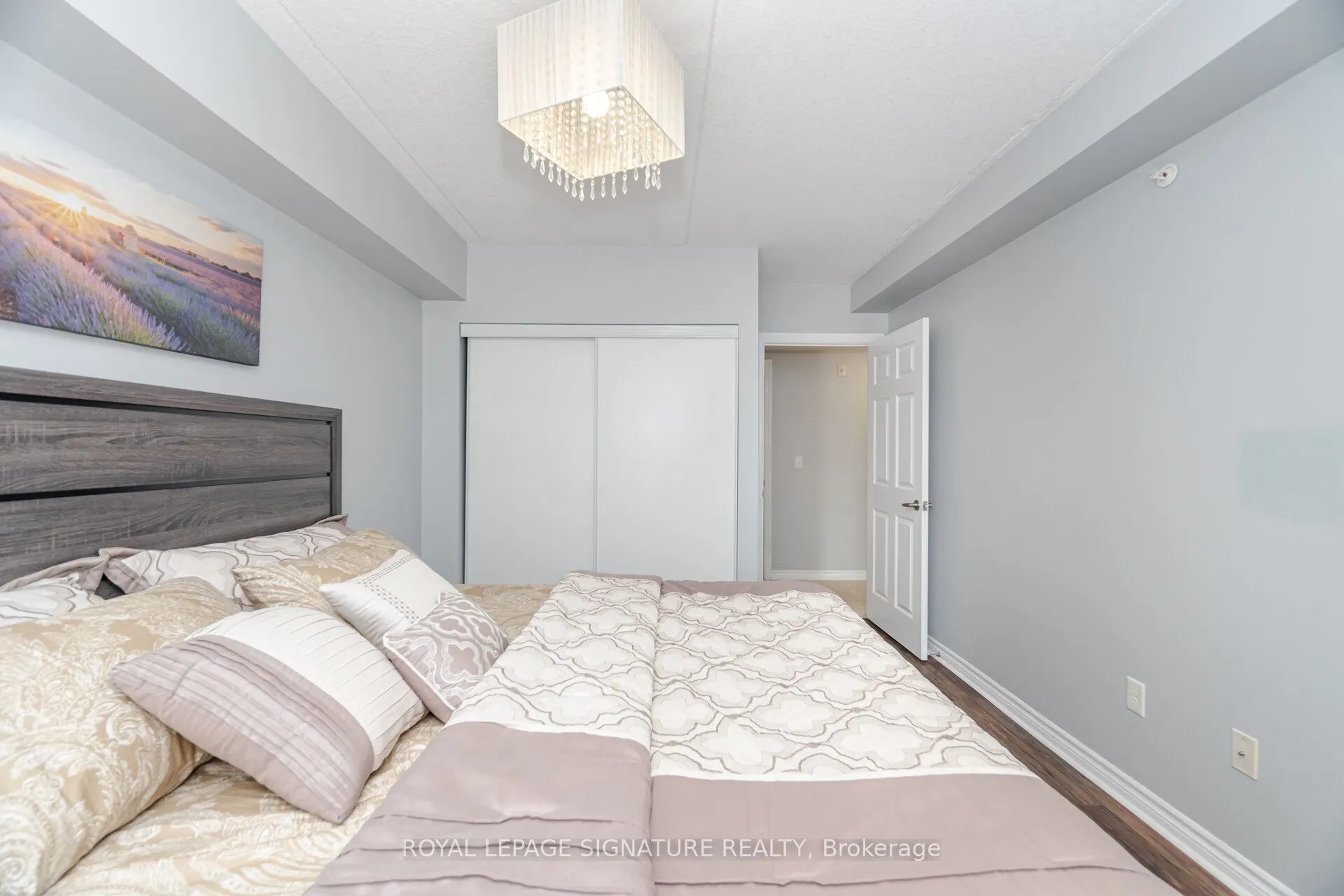67 Kingsbury Square, #111