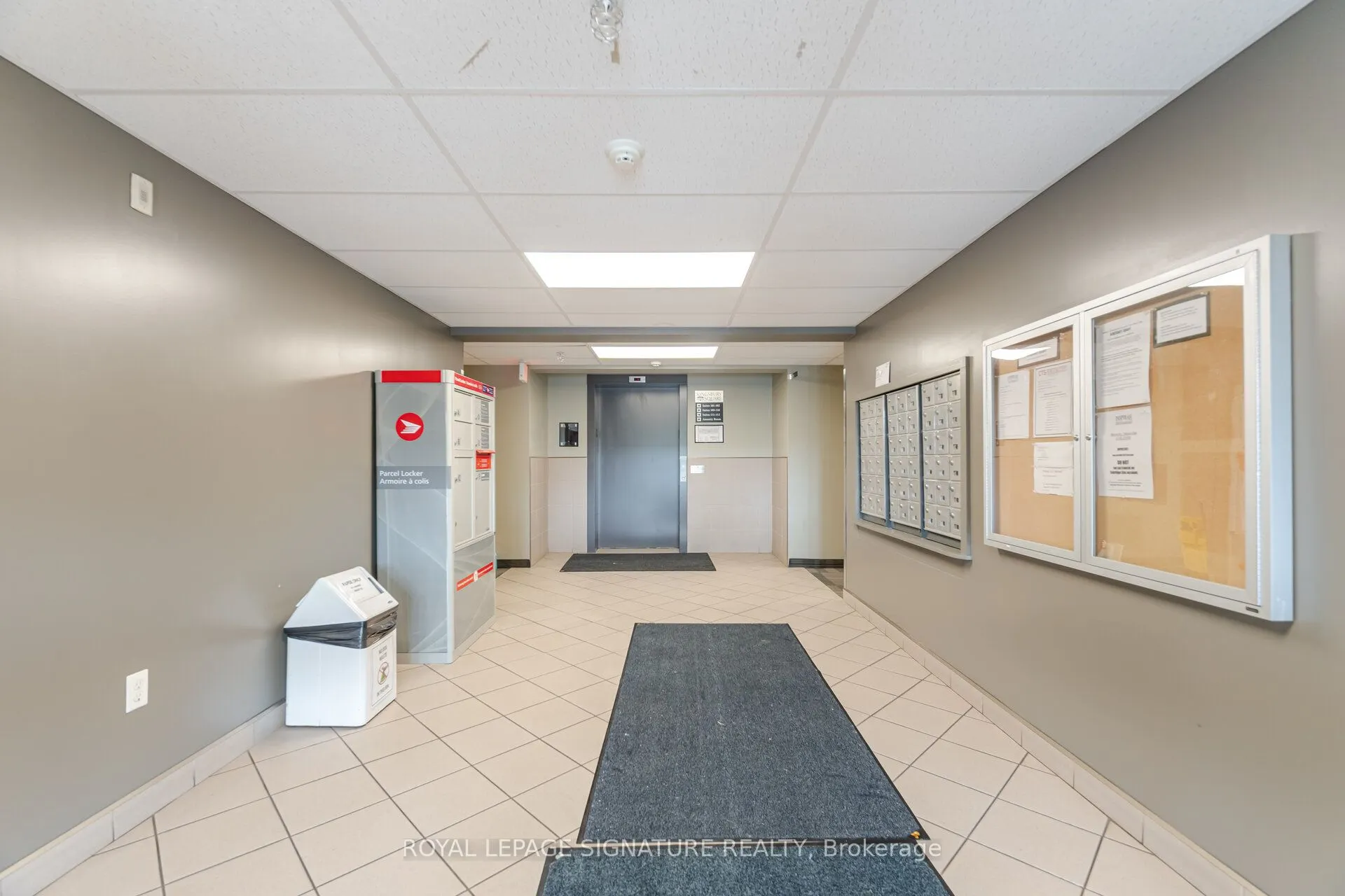 67 Kingsbury Square, #111