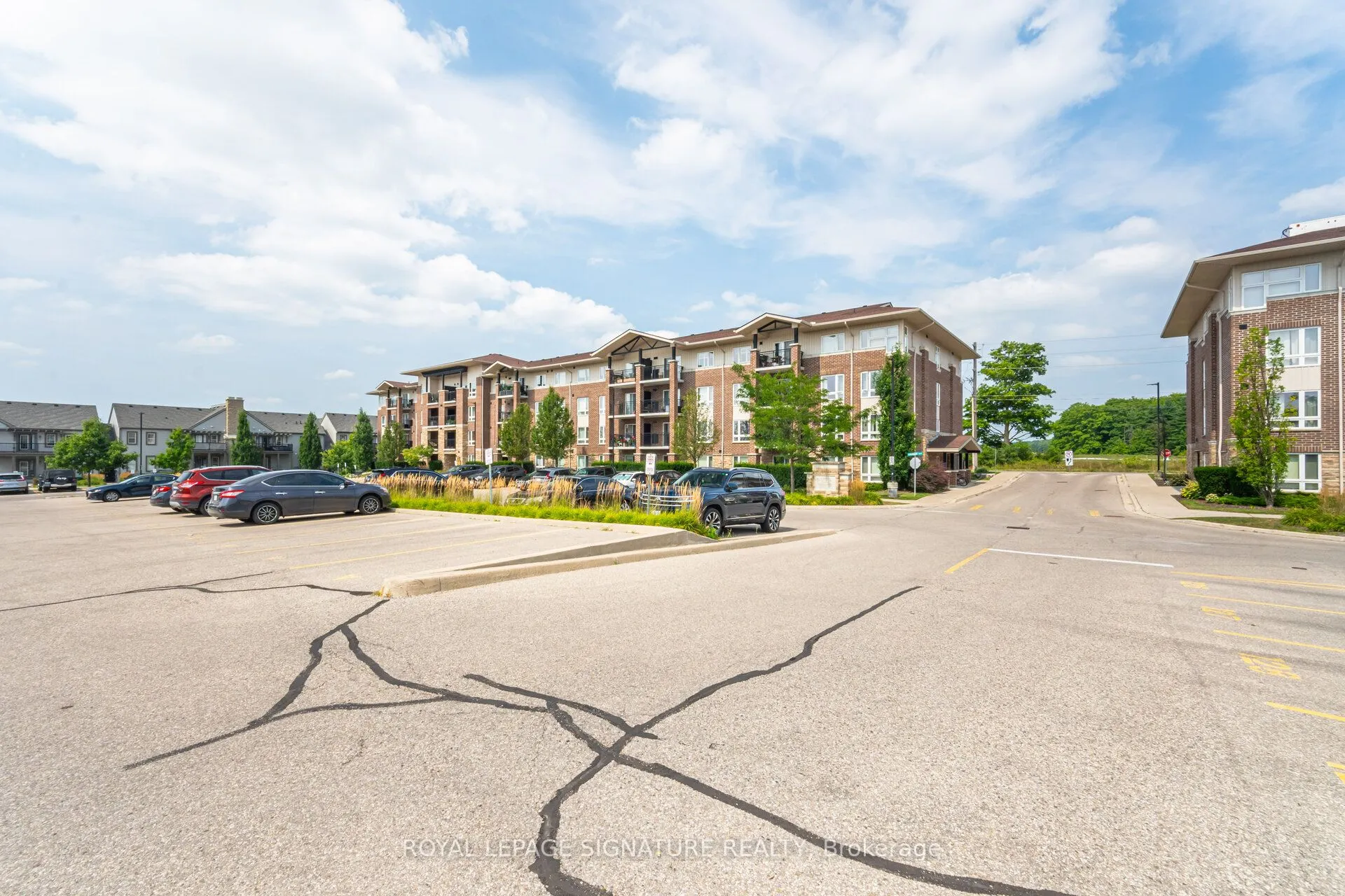 67 Kingsbury Square, #111