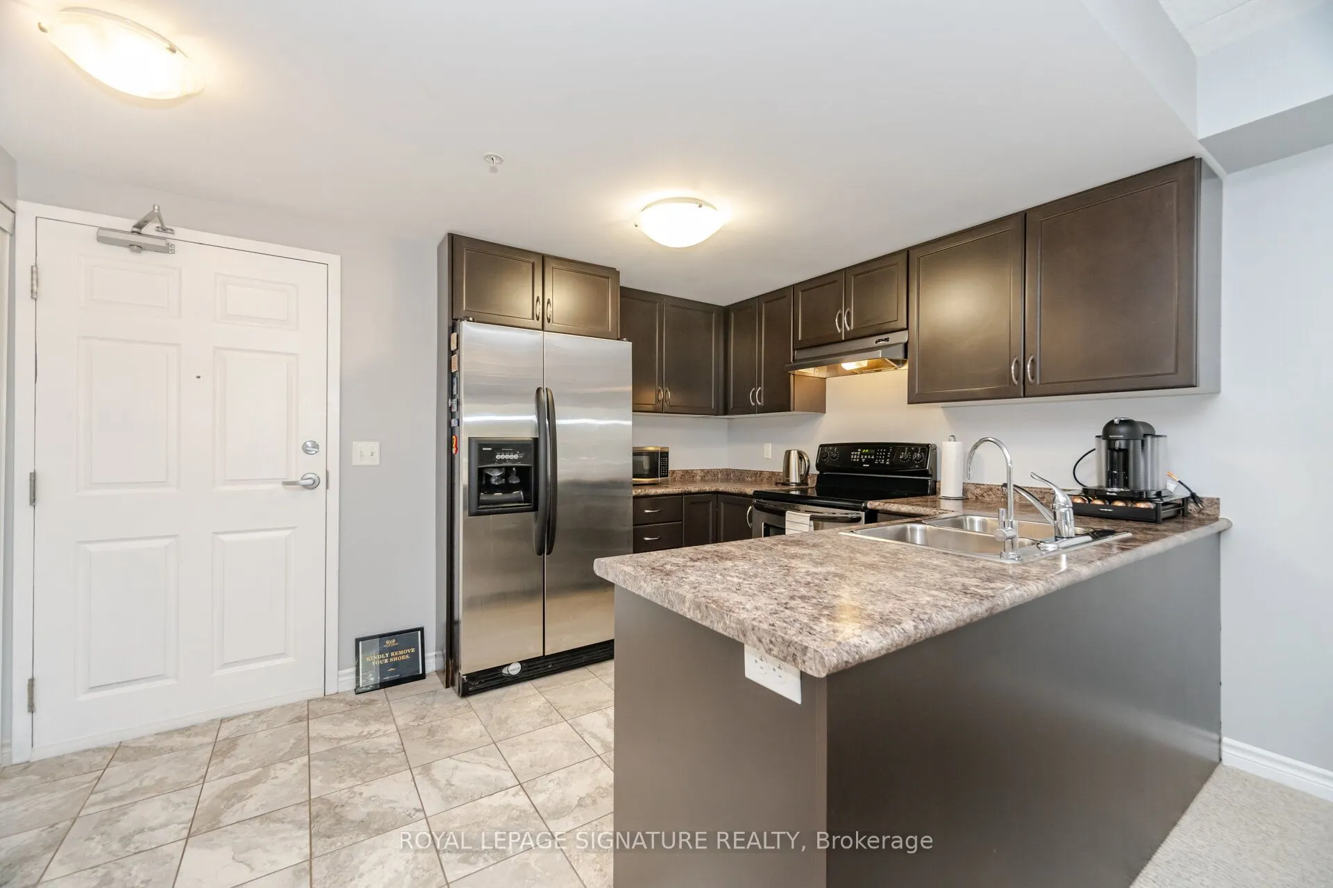 67 Kingsbury Square, #111