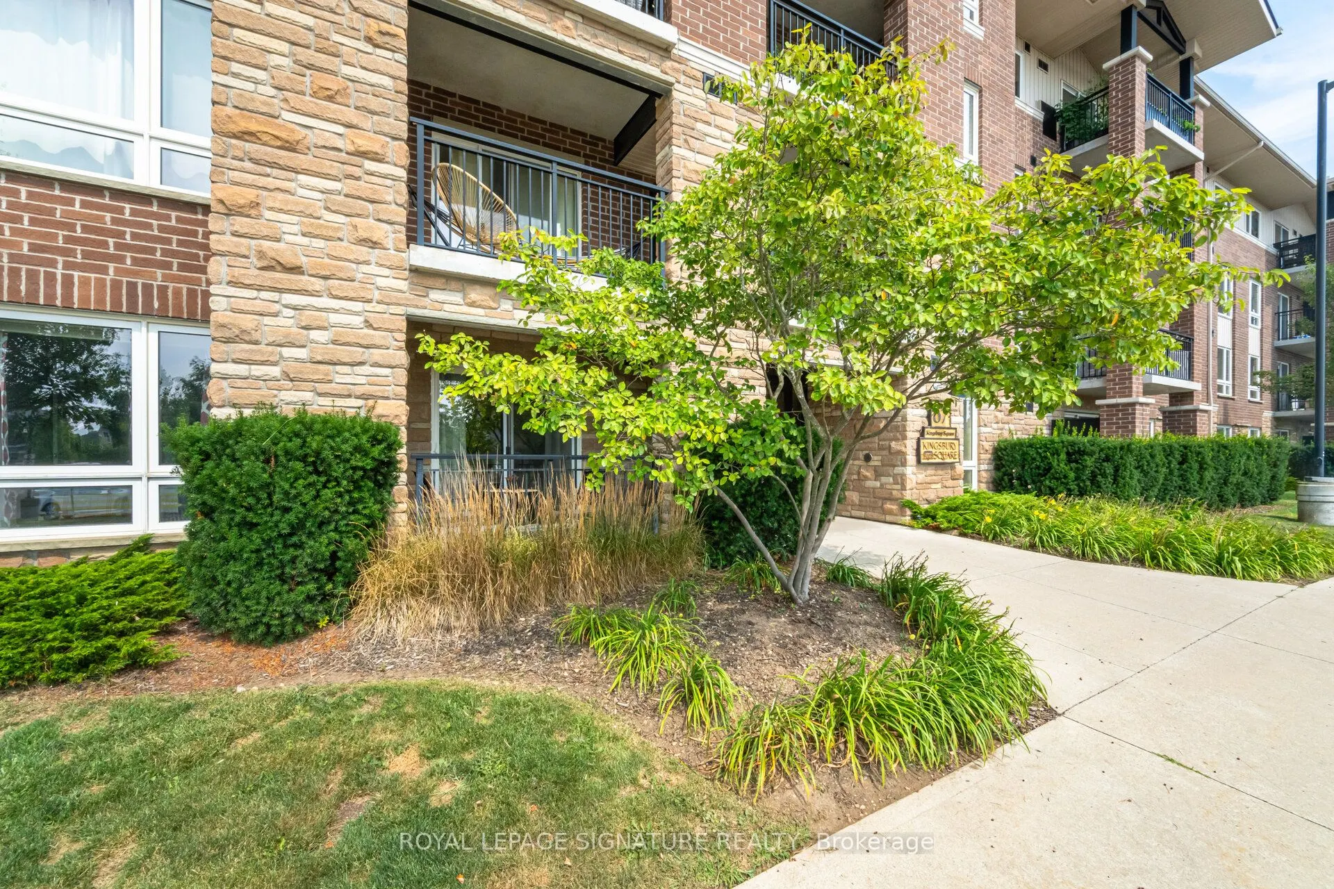 67 Kingsbury Square, #111