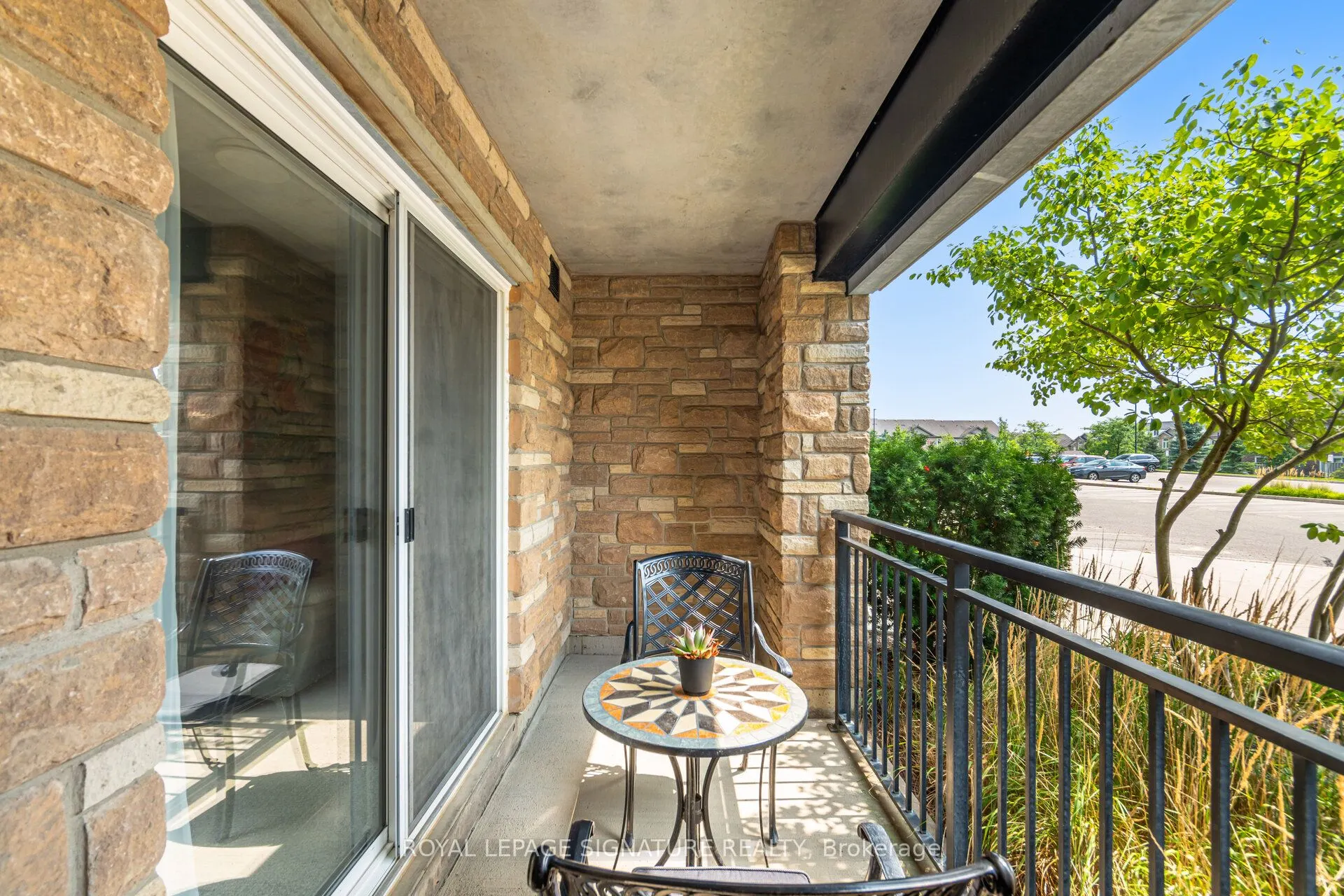 67 Kingsbury Square, #111