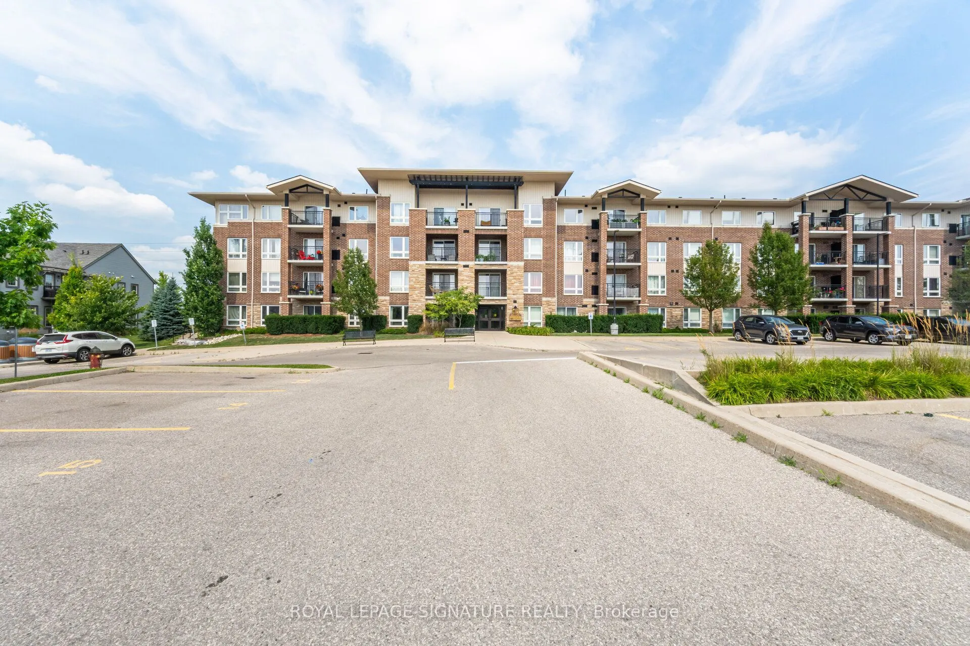 67 Kingsbury Square, #111