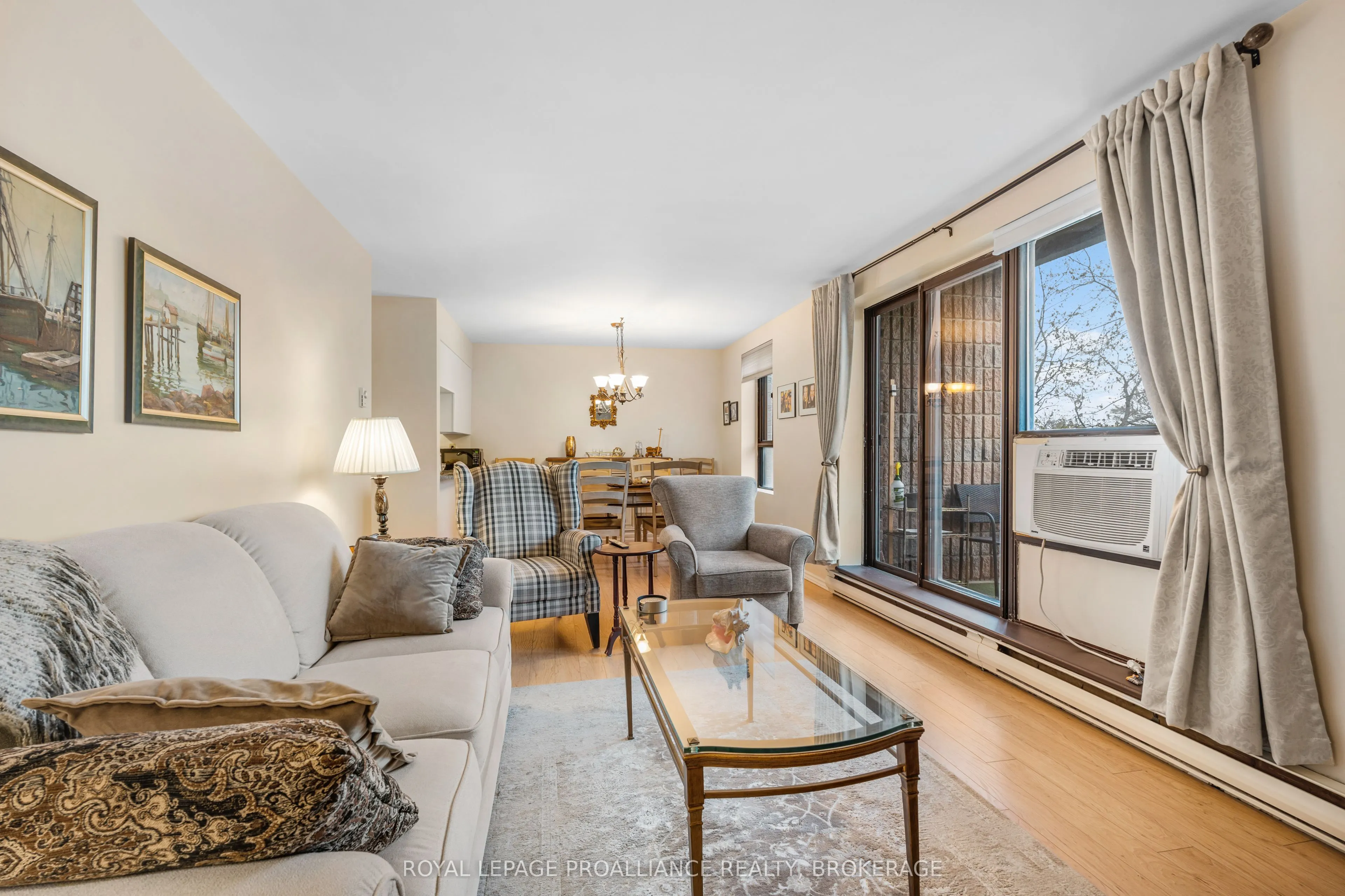 17 Eldon Hall Place, #314