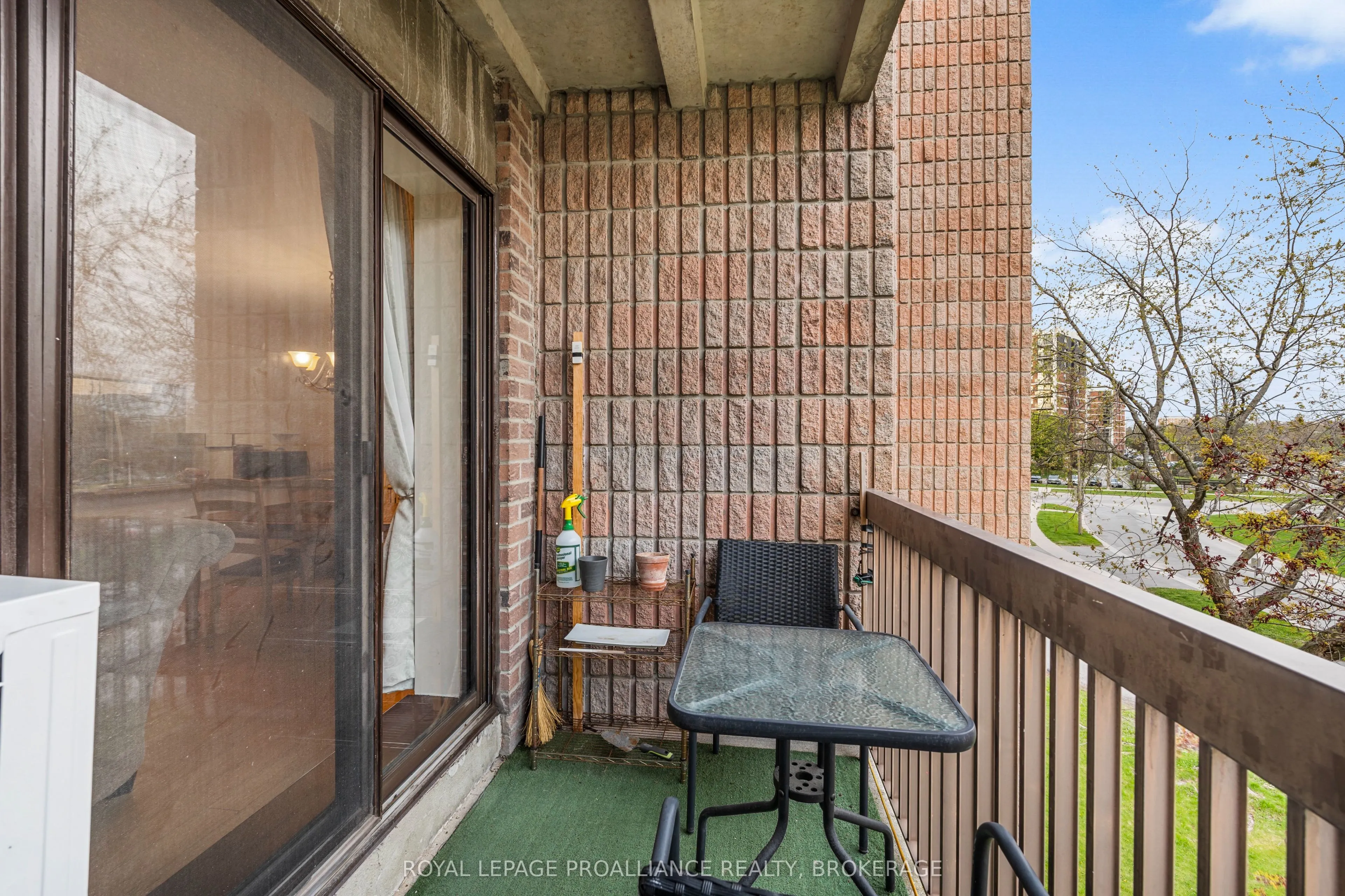 17 Eldon Hall Place, #314