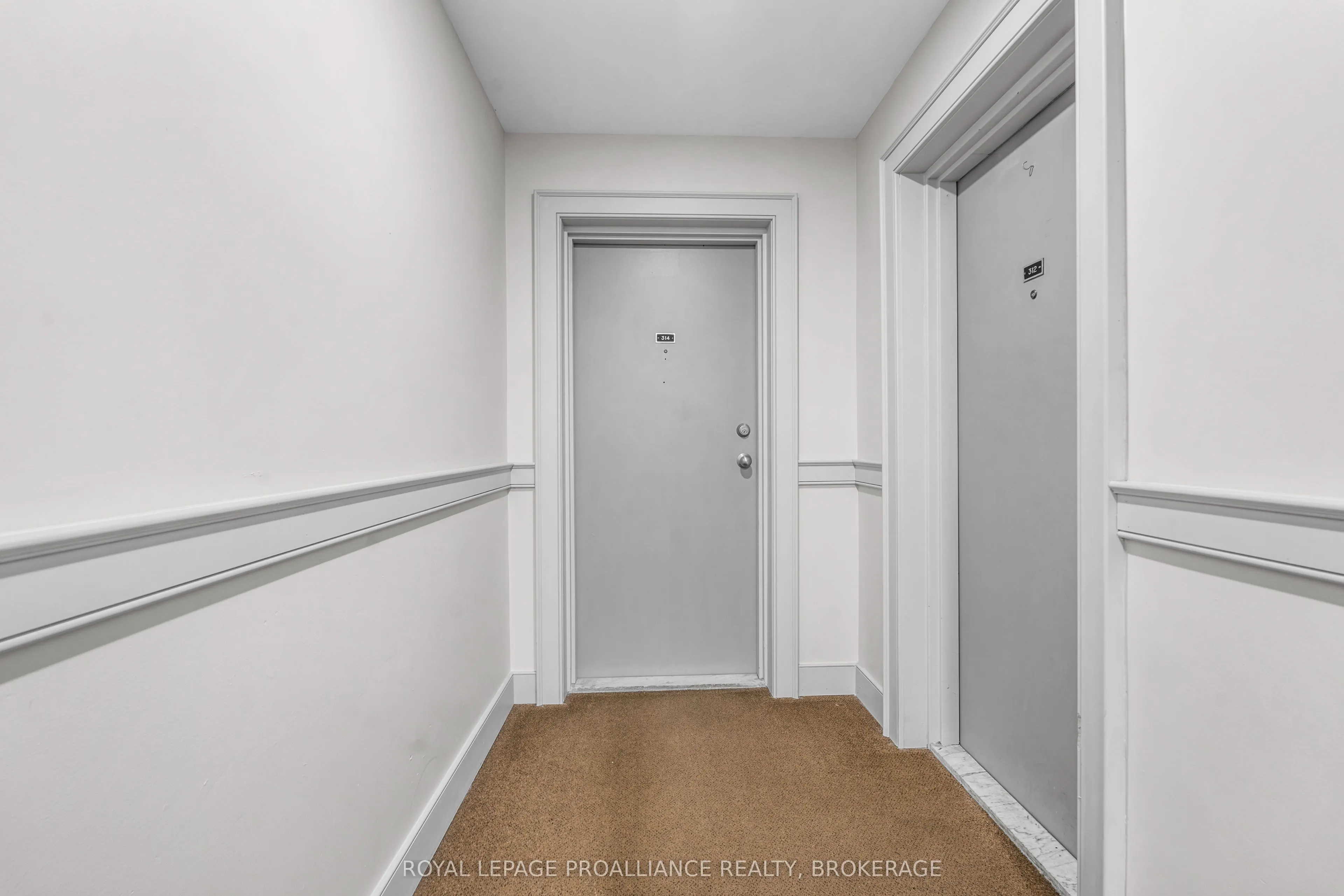 17 Eldon Hall Place, #314