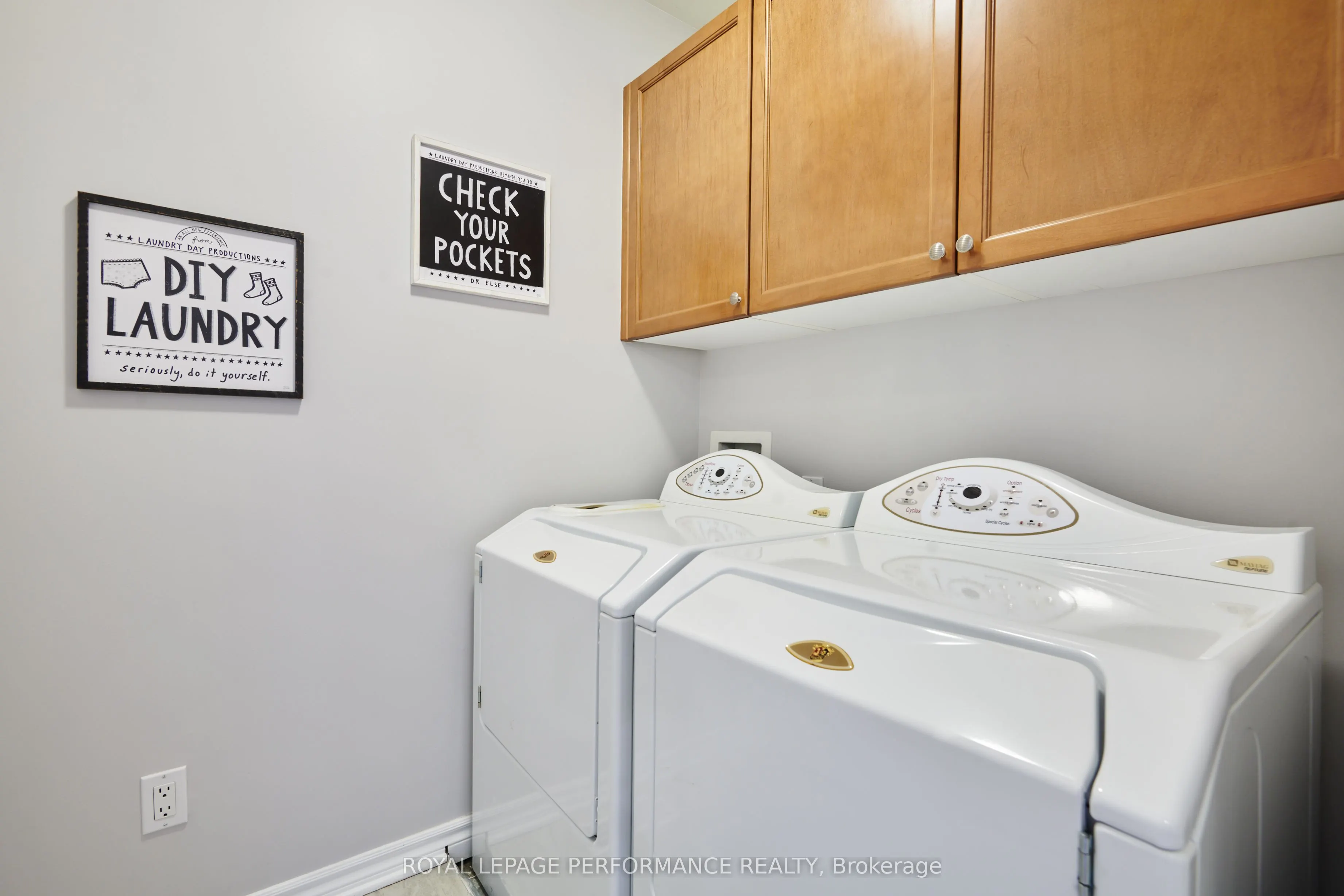 815 Long Point Circle