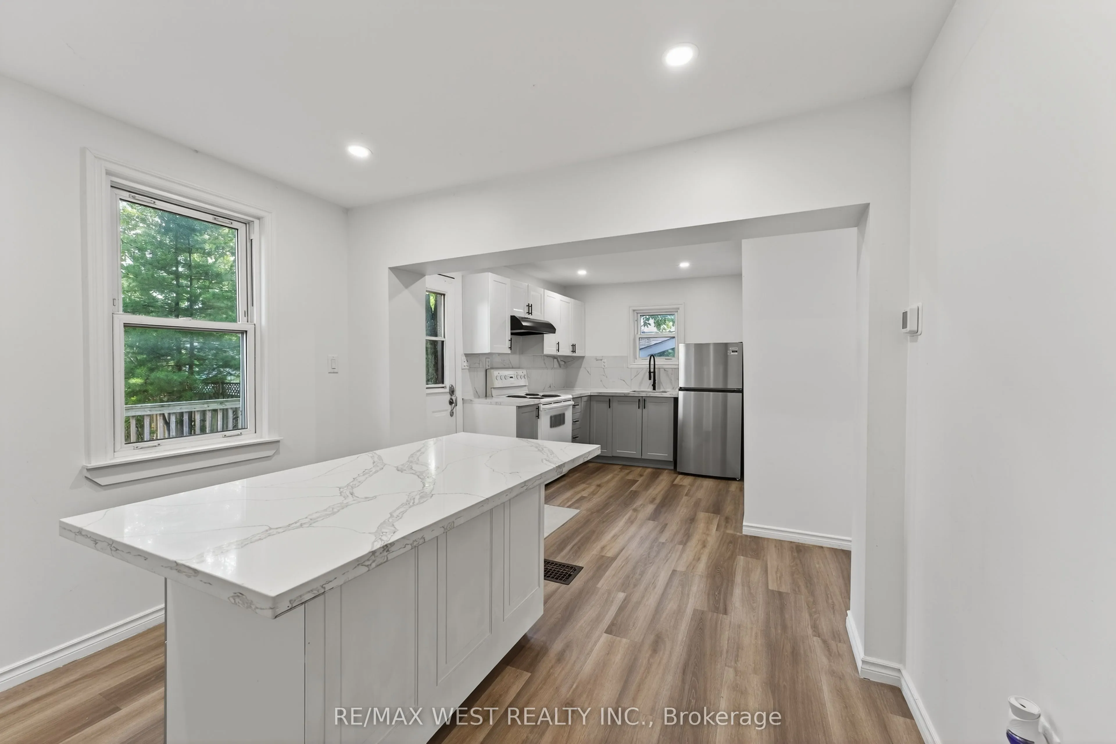 35 Kingscourt Avenue