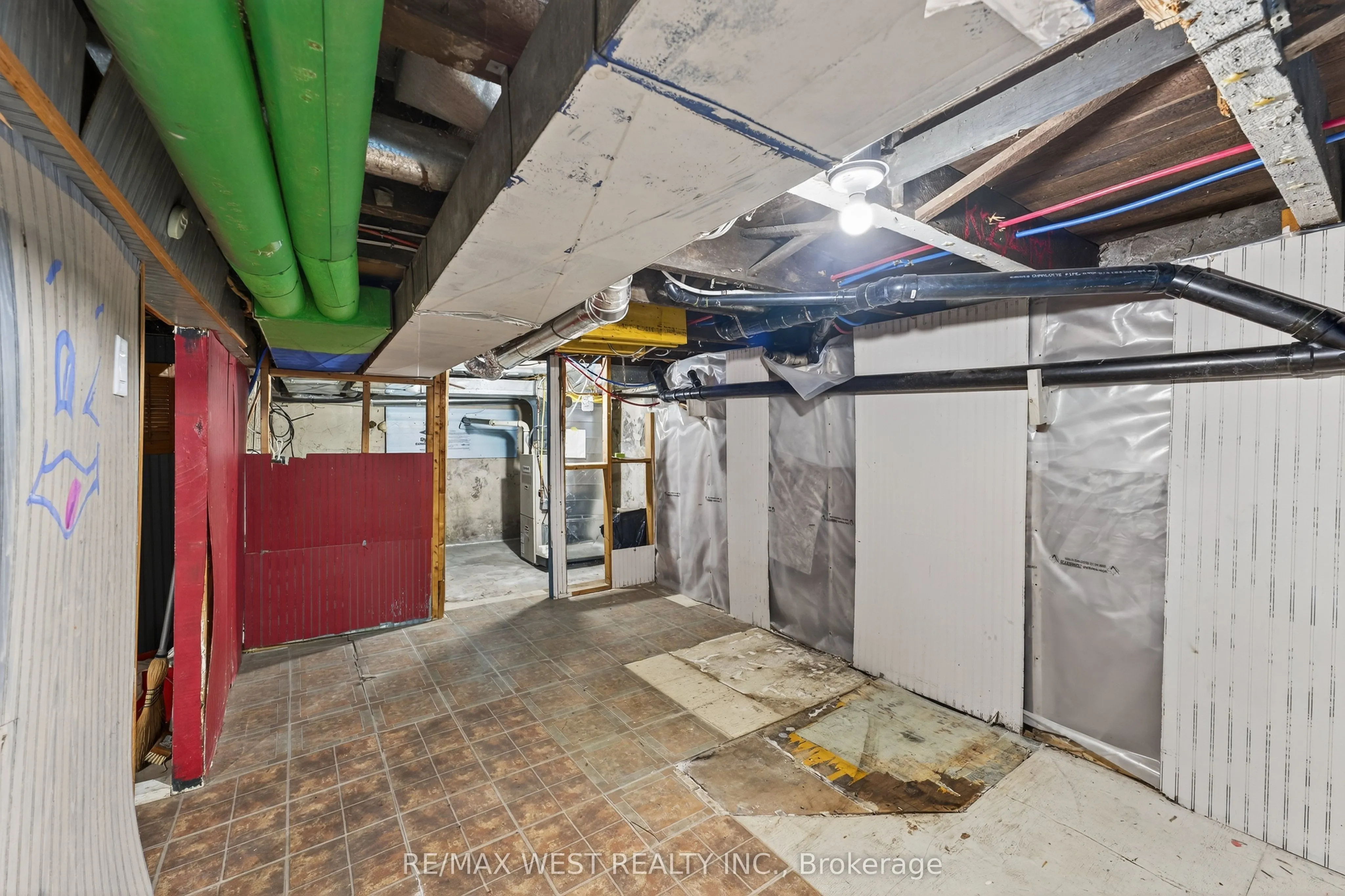 35 Kingscourt Avenue