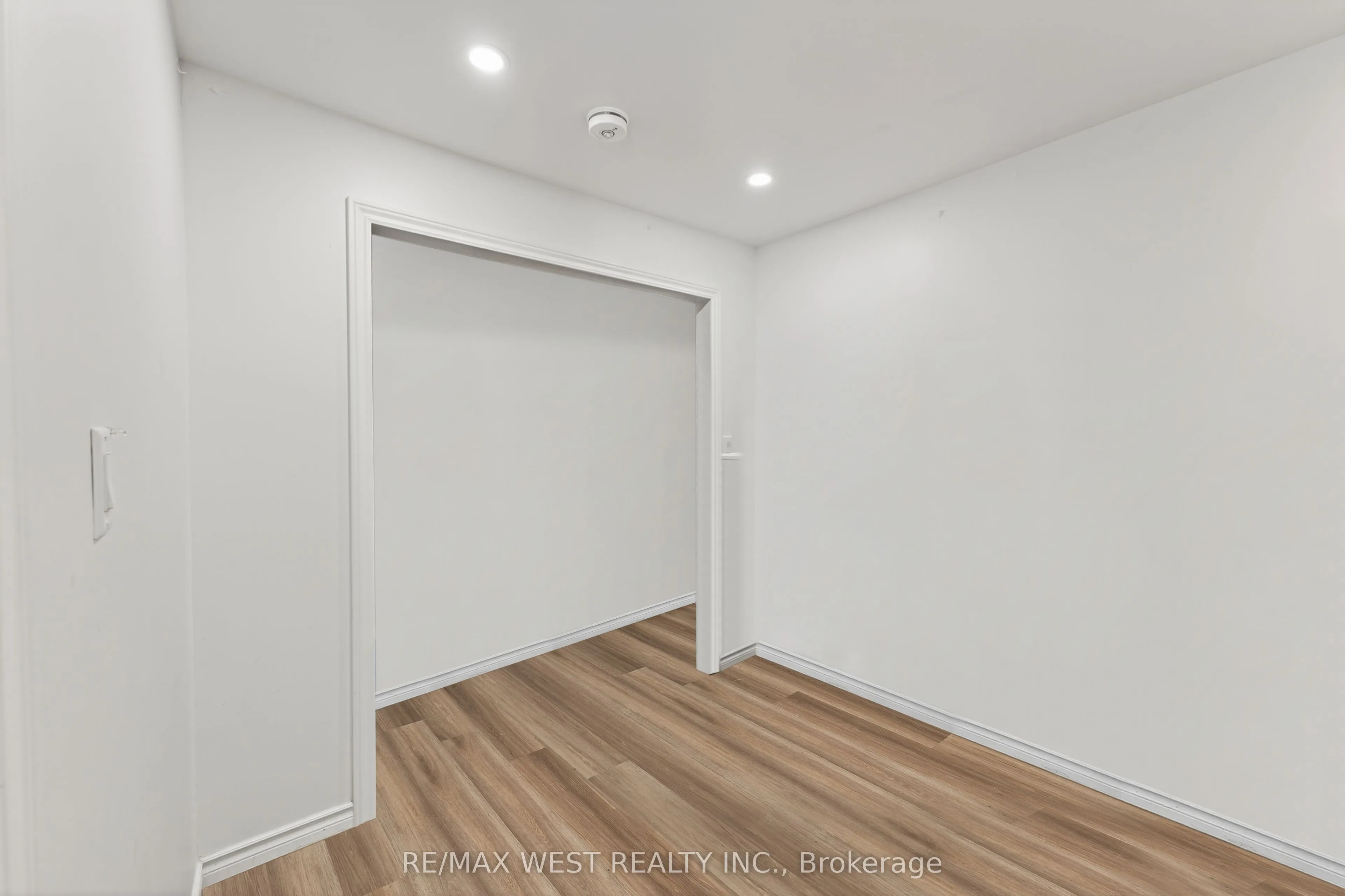 35 Kingscourt Avenue