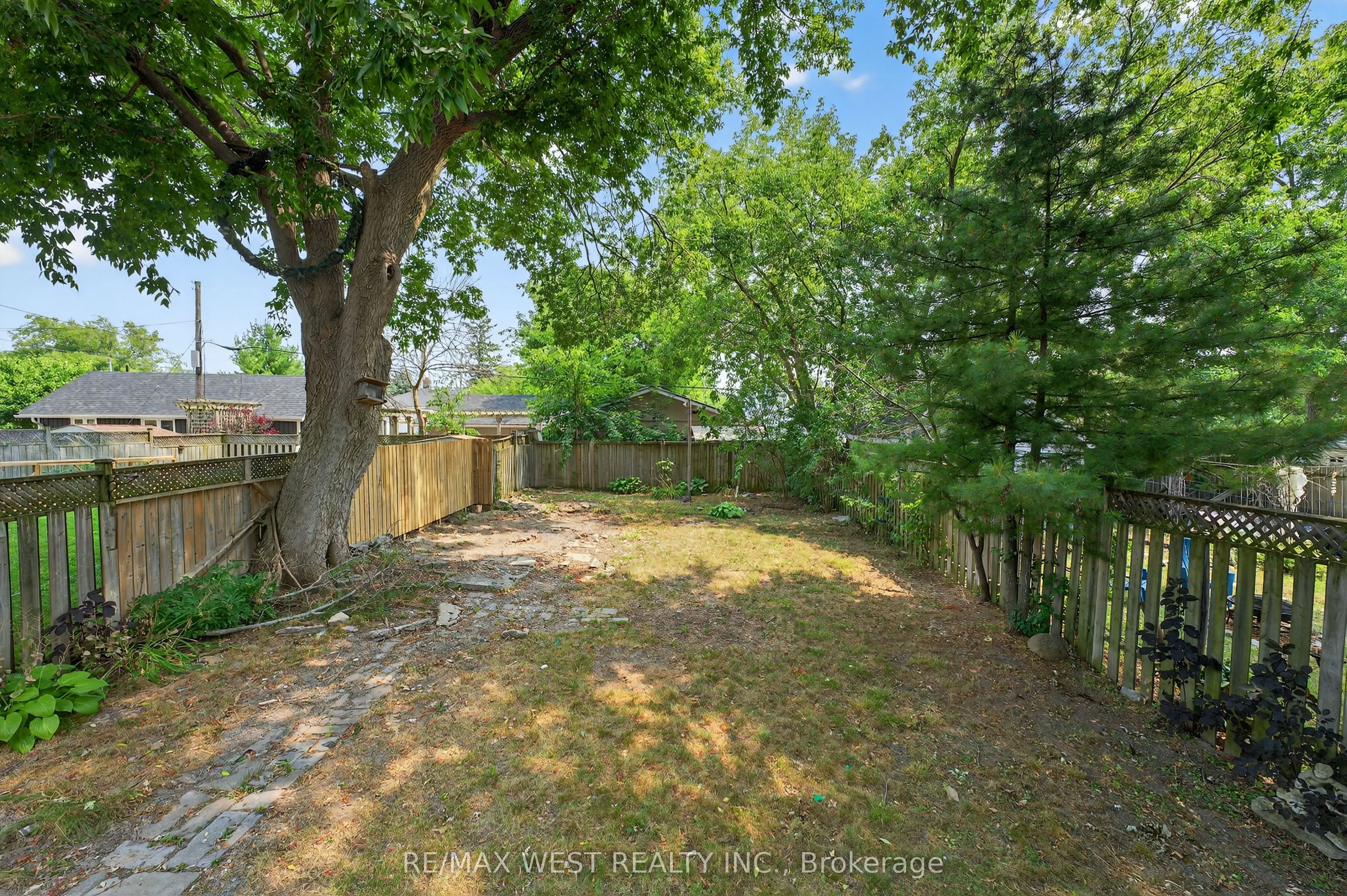 35 Kingscourt Avenue