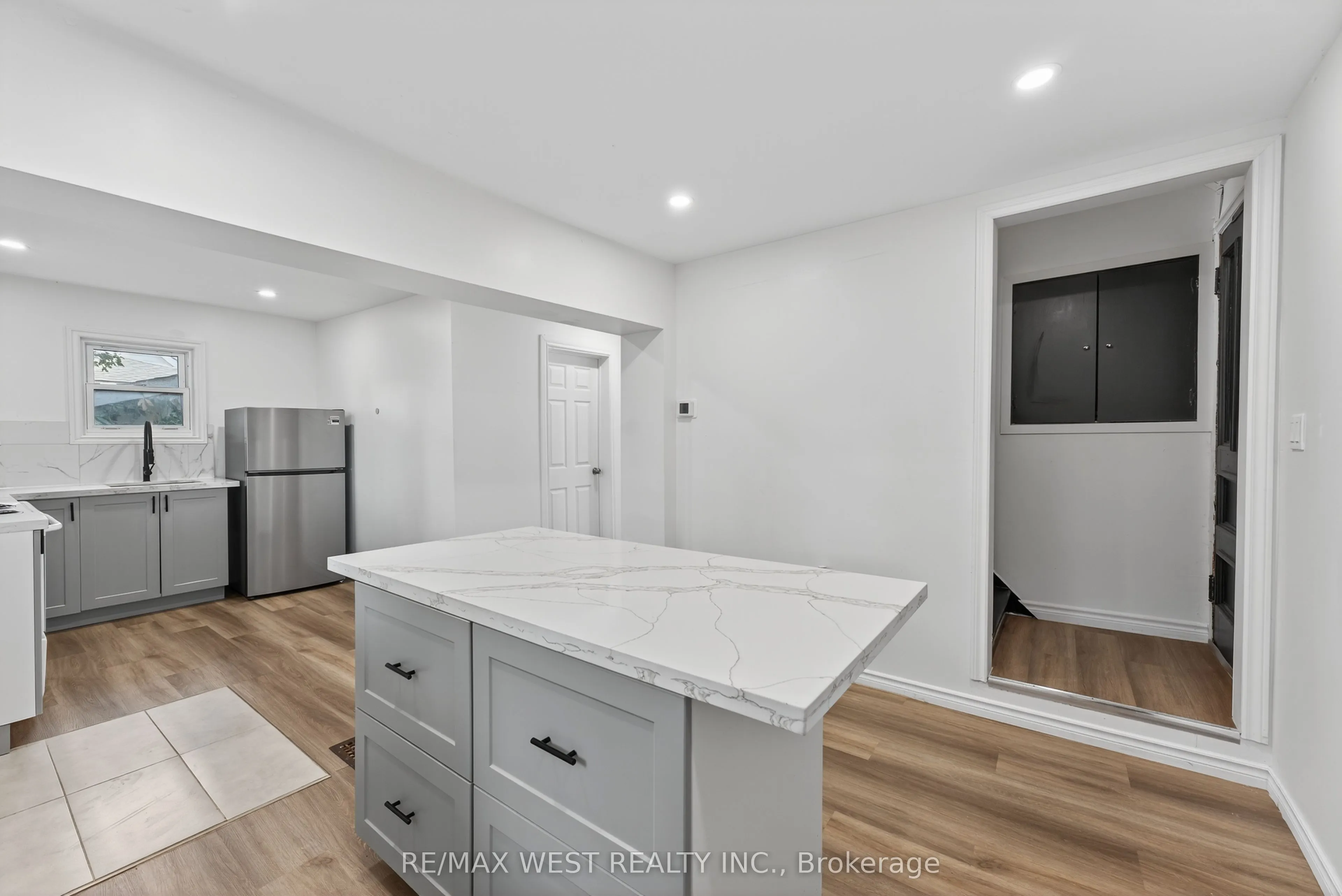35 Kingscourt Avenue