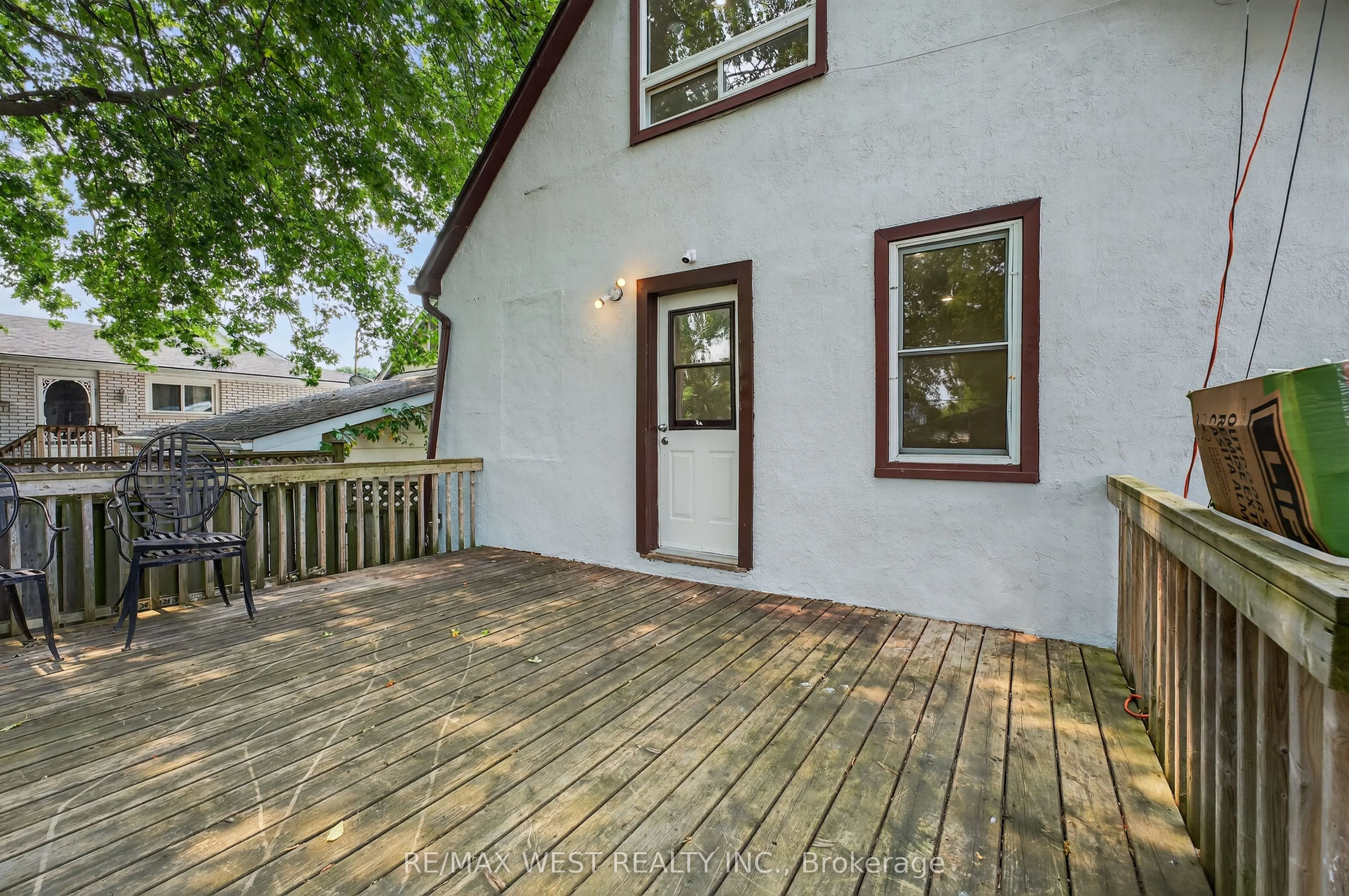 35 Kingscourt Avenue