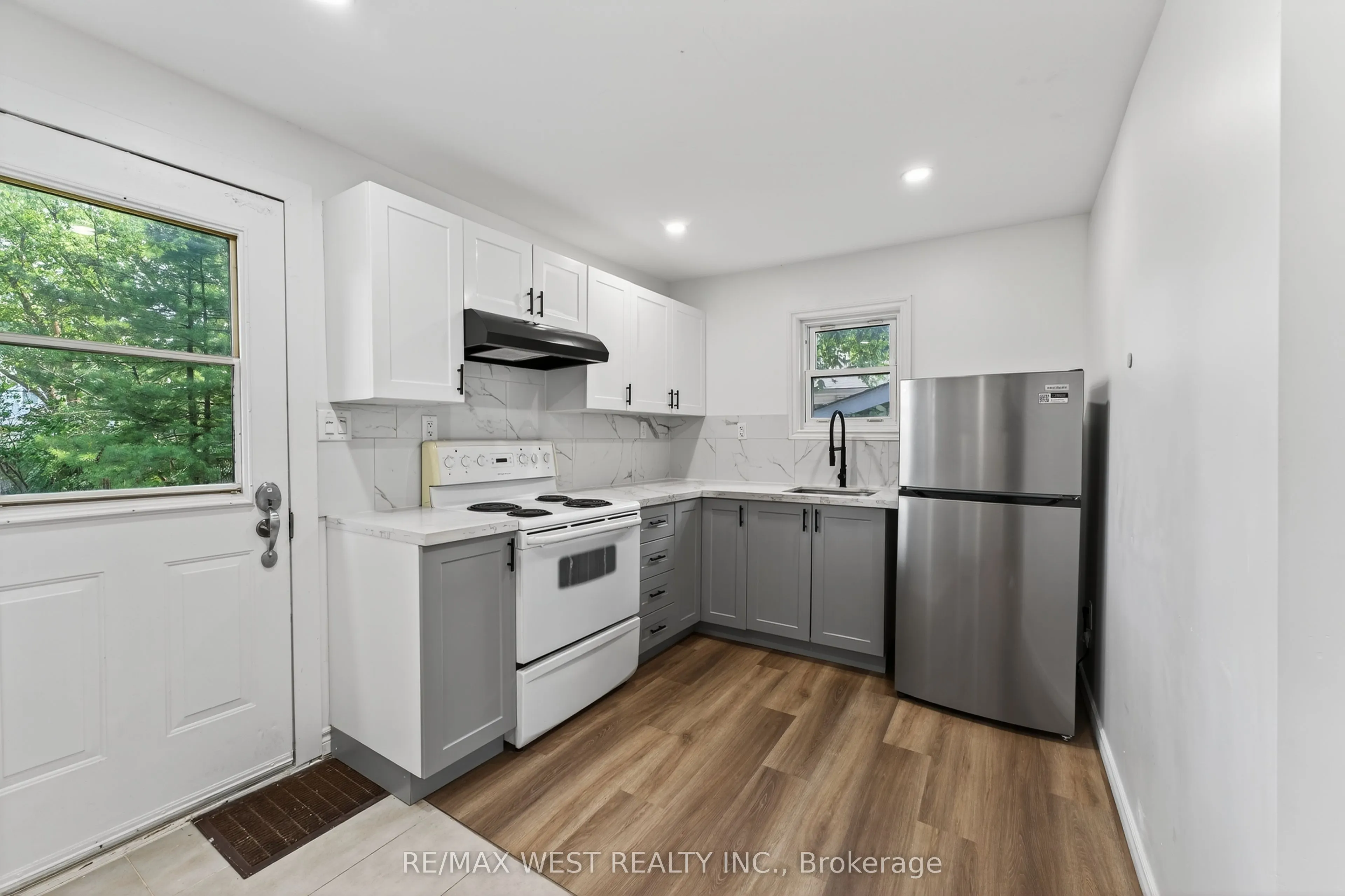 35 Kingscourt Avenue