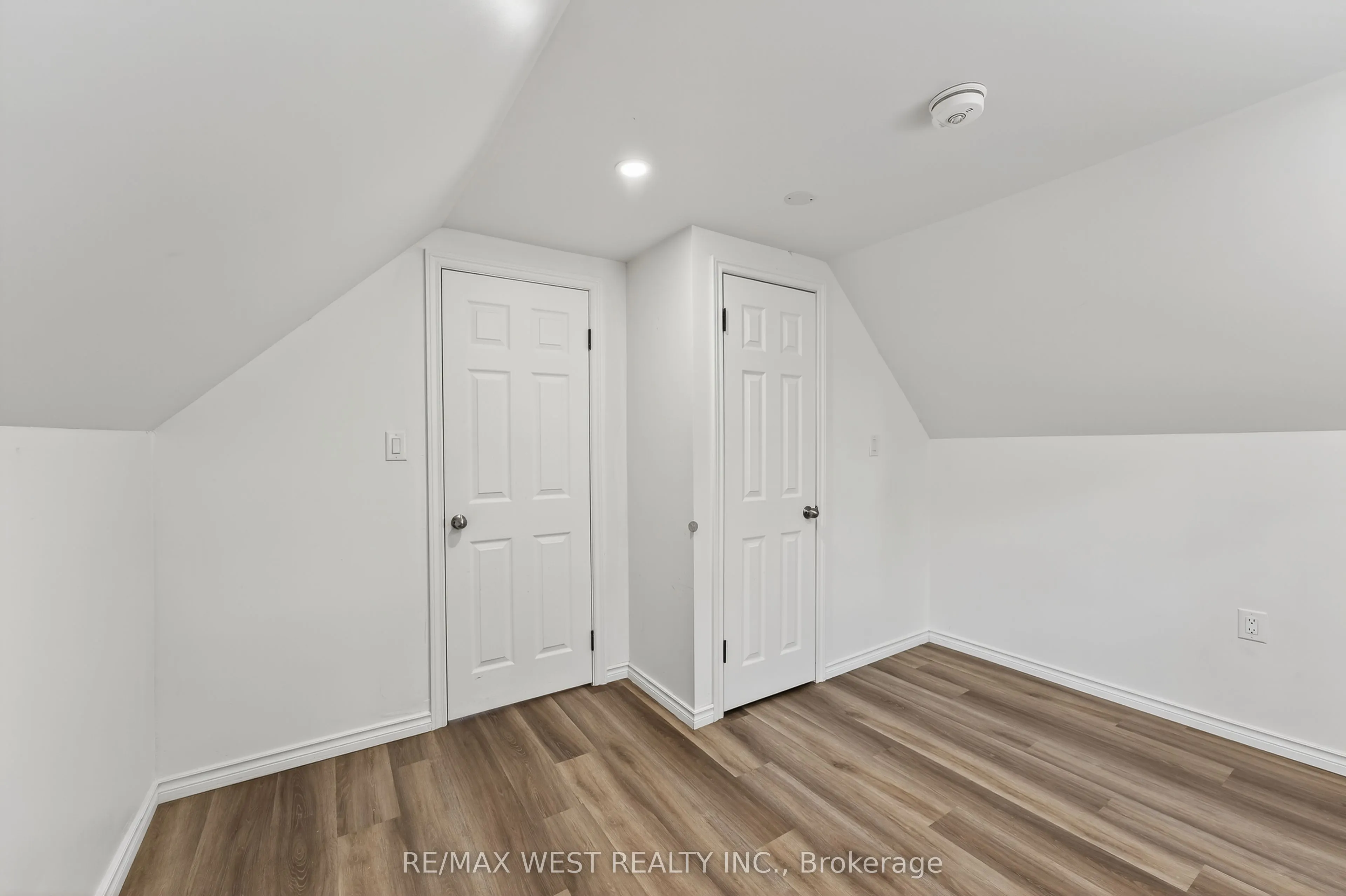 35 Kingscourt Avenue