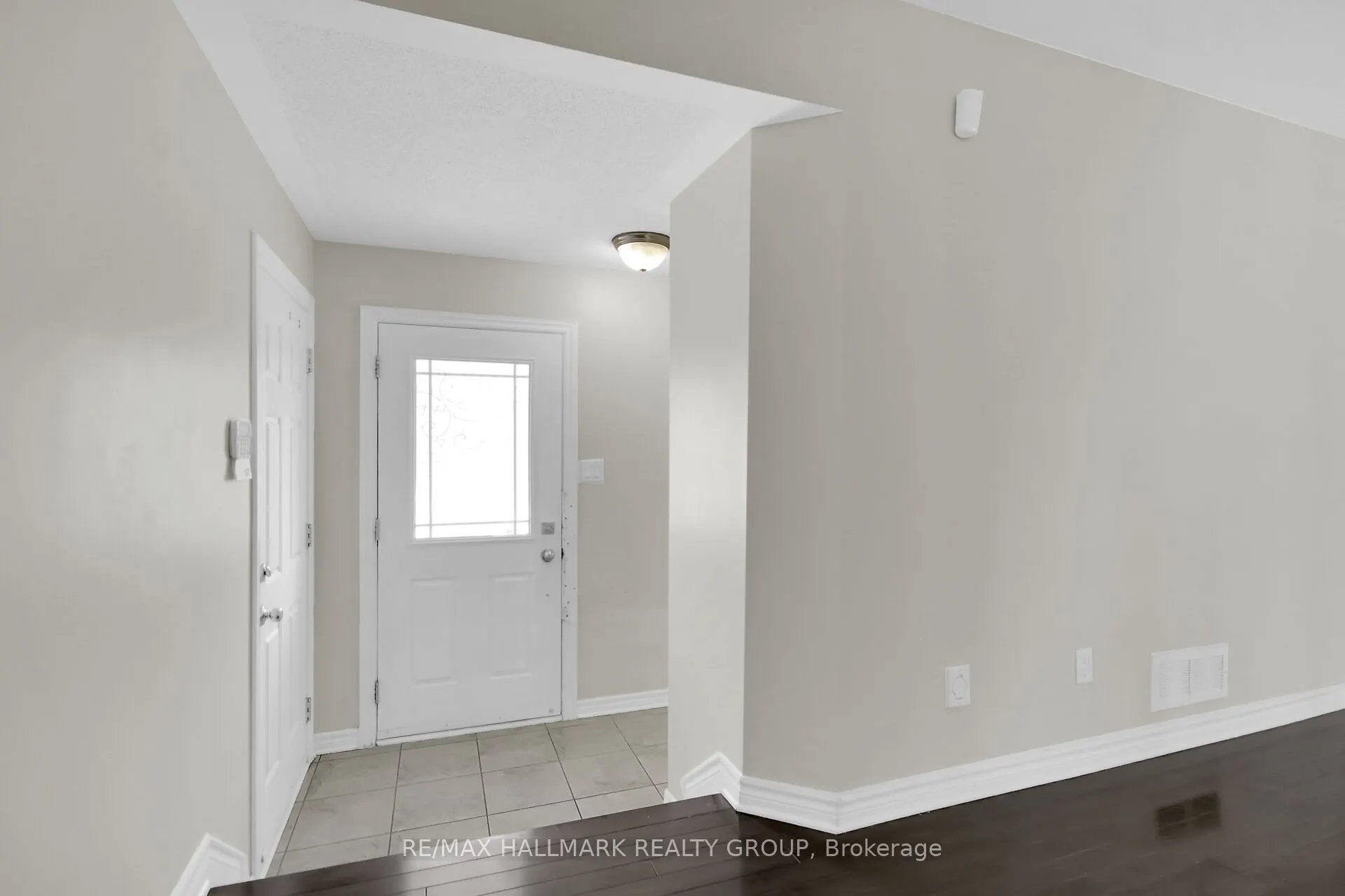 418 Temiskaming Crescent