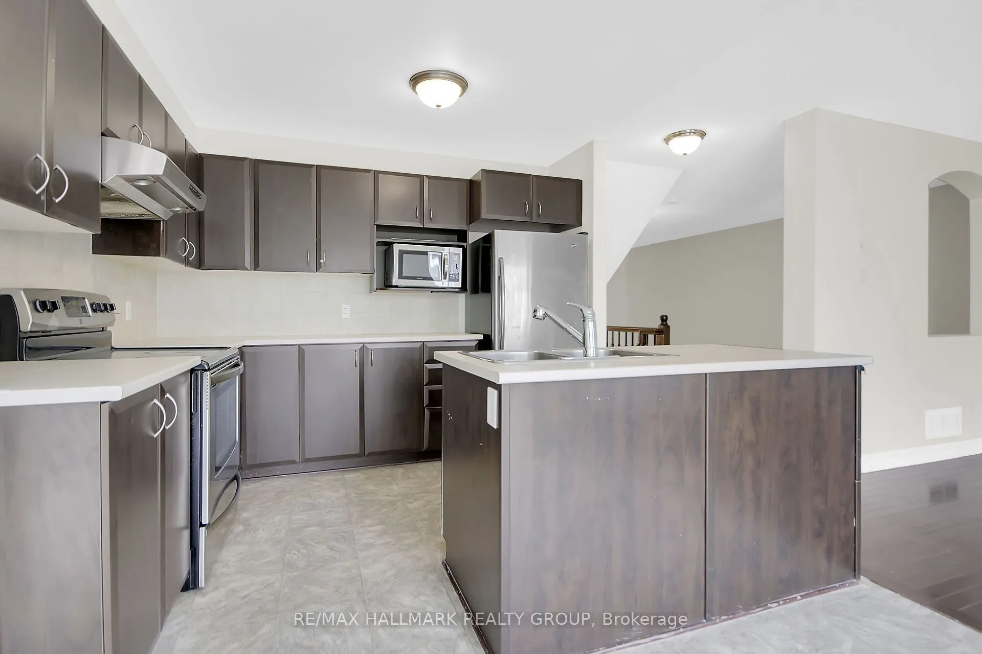 418 Temiskaming Crescent