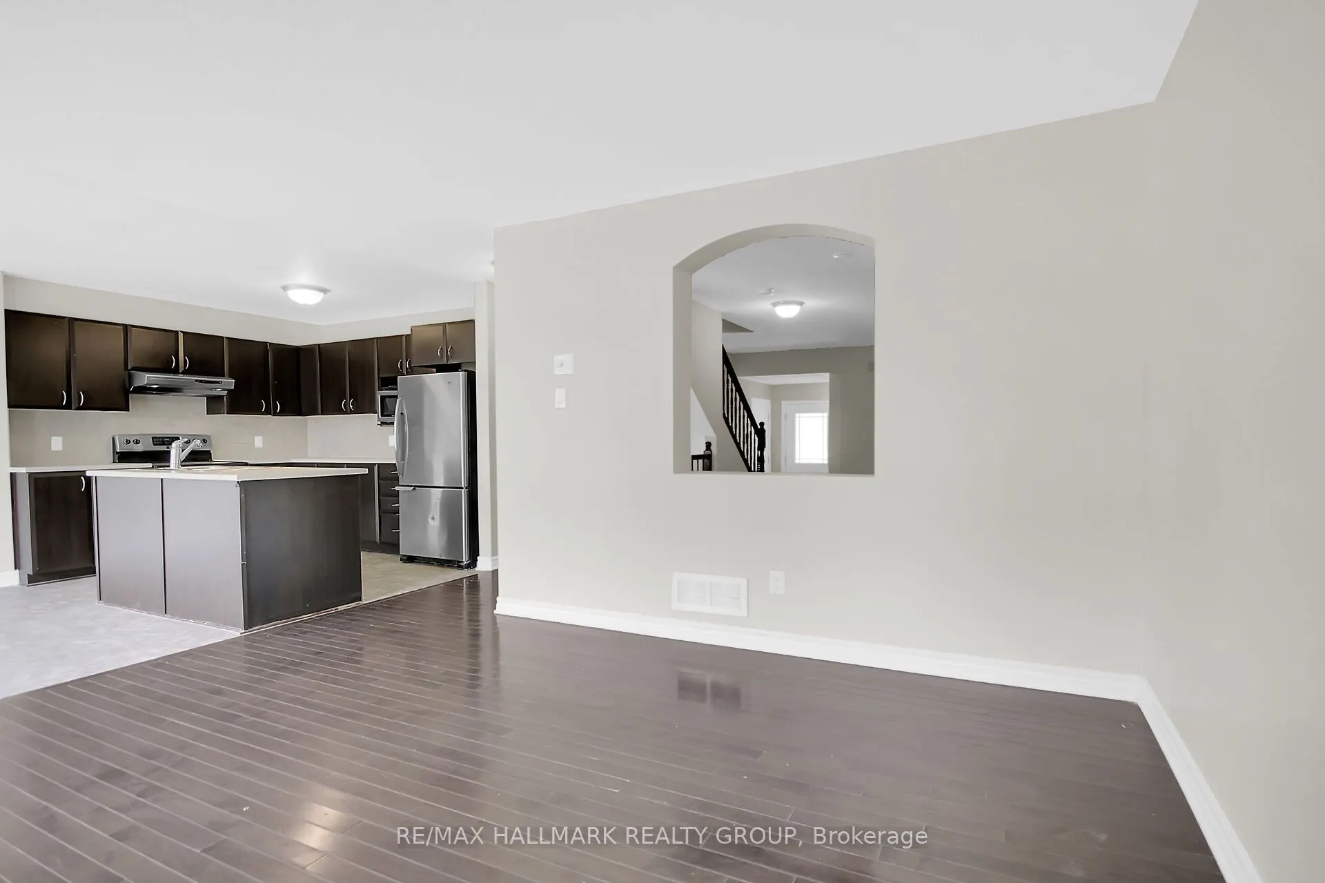 418 Temiskaming Crescent