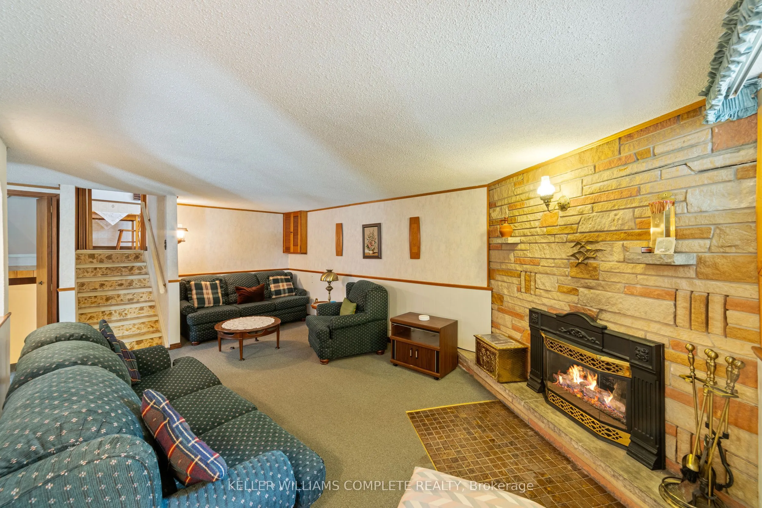 191 Appleford Court