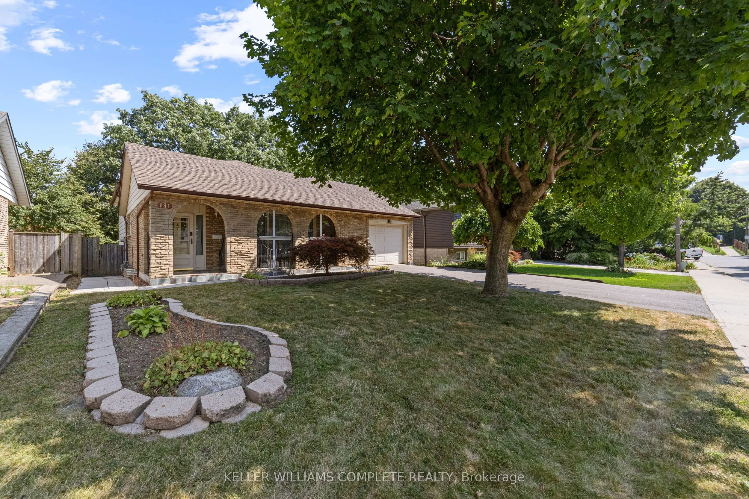 191 Appleford Court