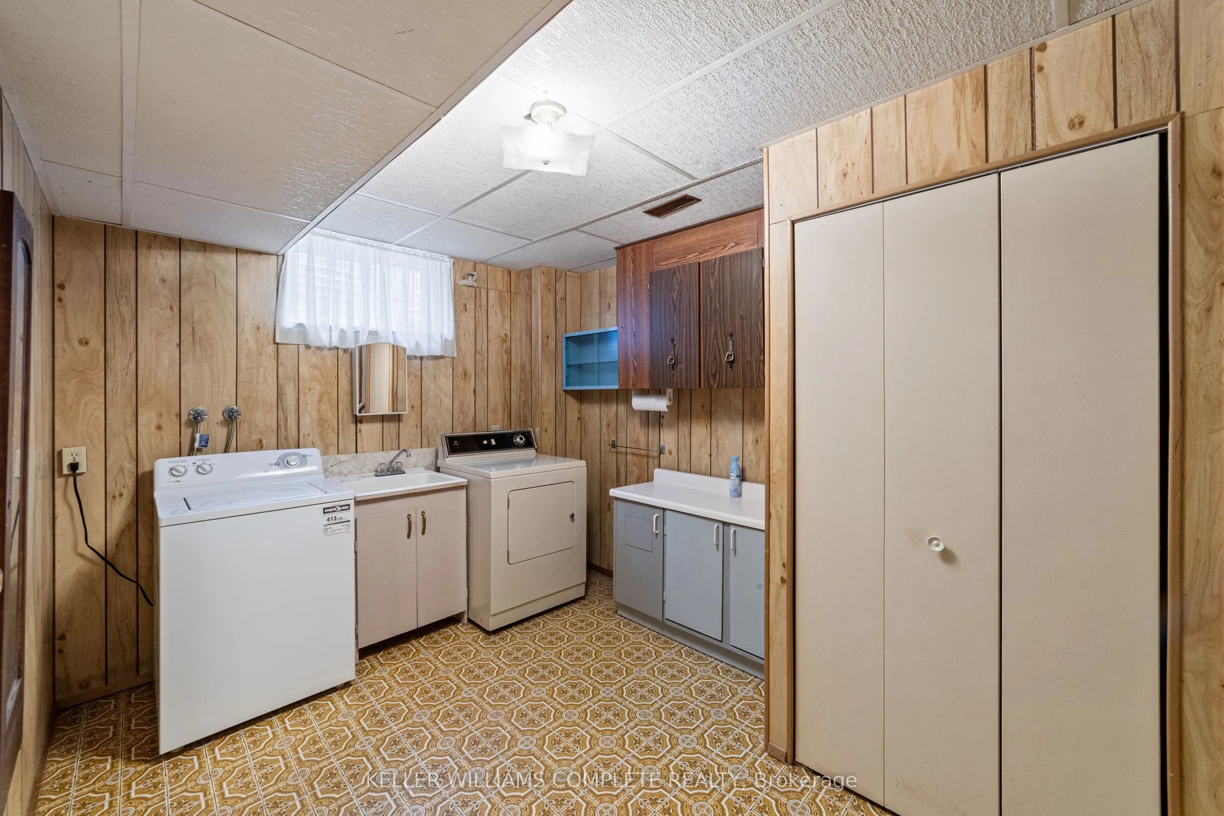 191 Appleford Court