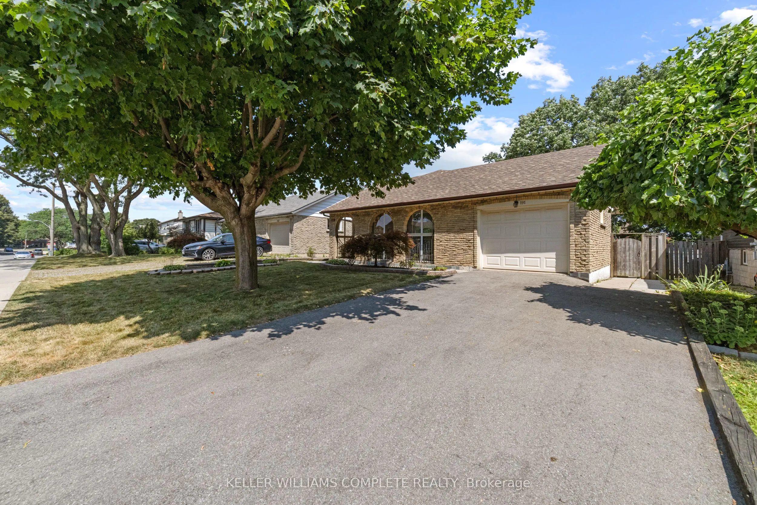 191 Appleford Court