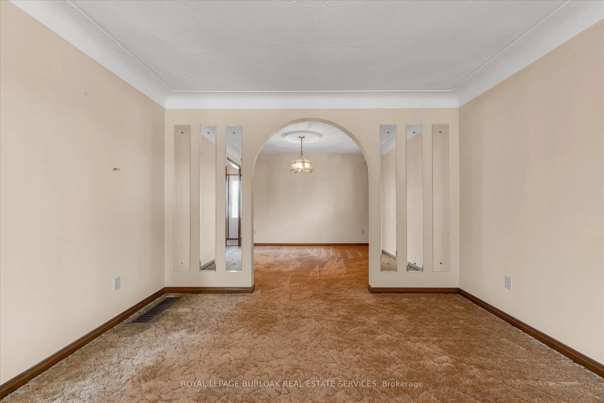 120 Ravenbury Drive