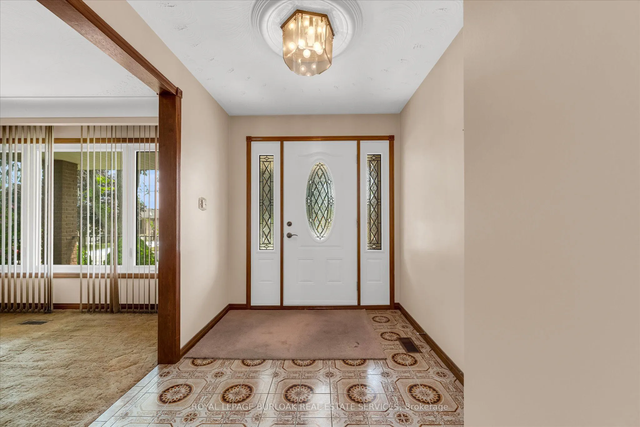 120 Ravenbury Drive