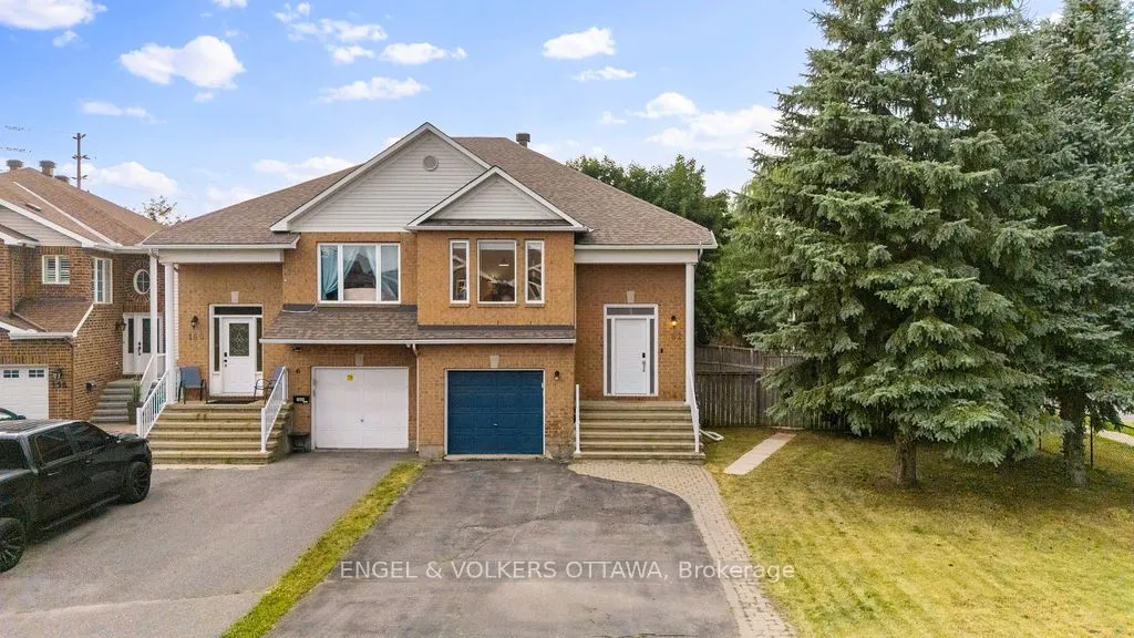 162 Castle Glen Crescent