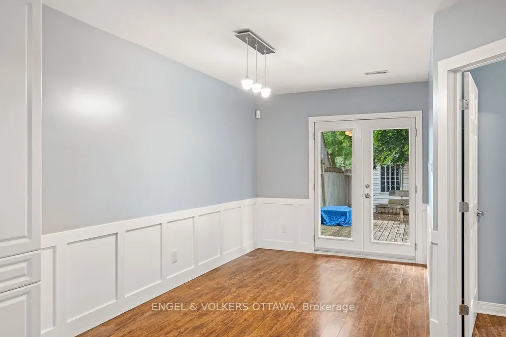 162 Castle Glen Crescent