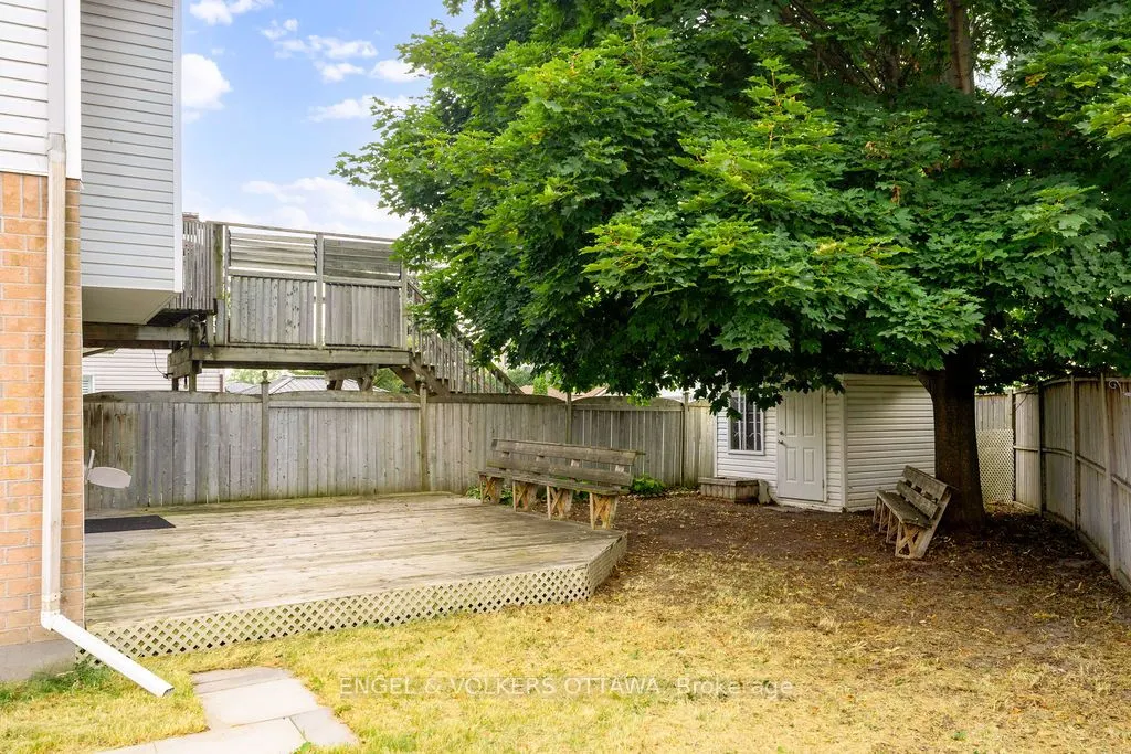 162 Castle Glen Crescent