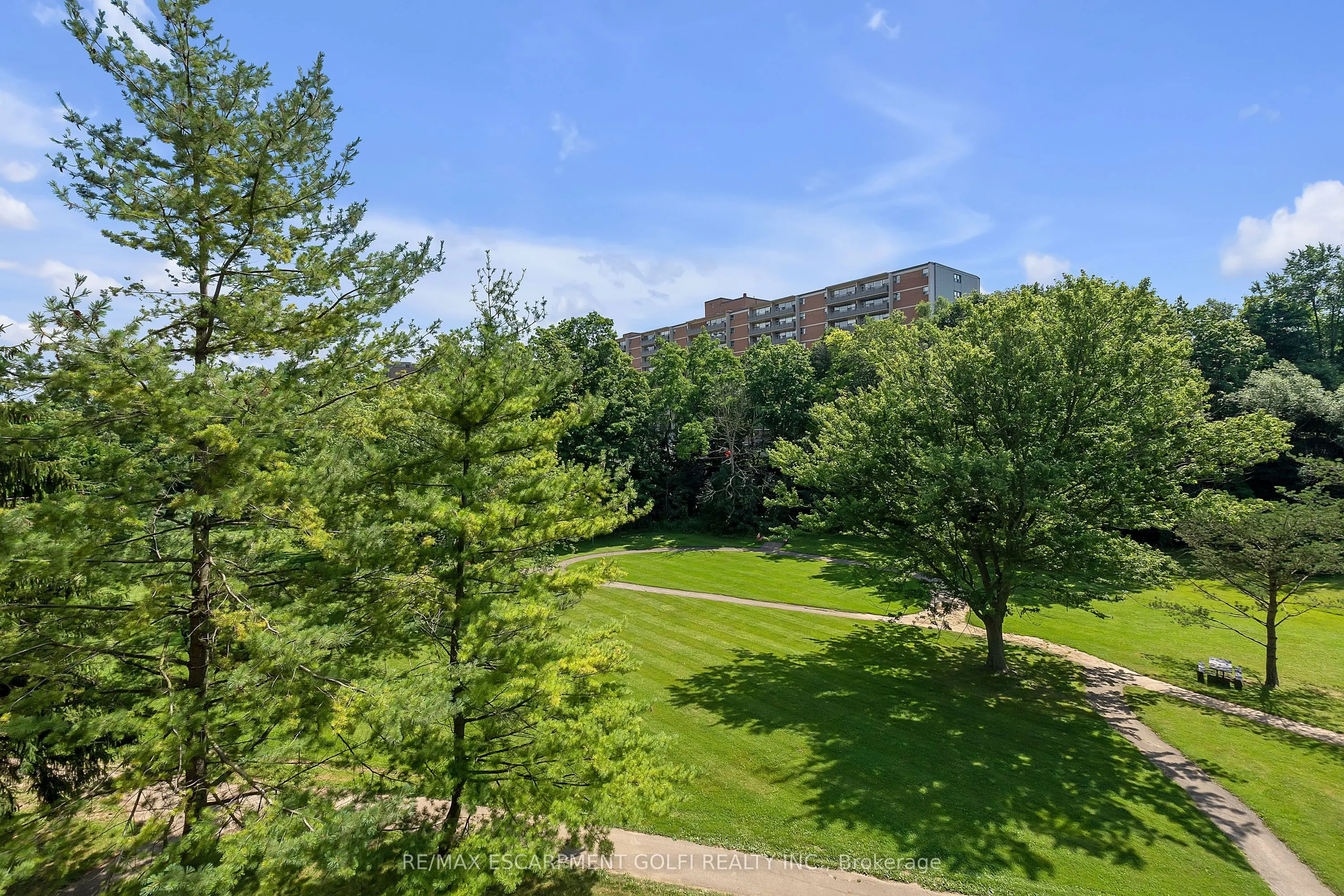 1966 Main Street W, #402