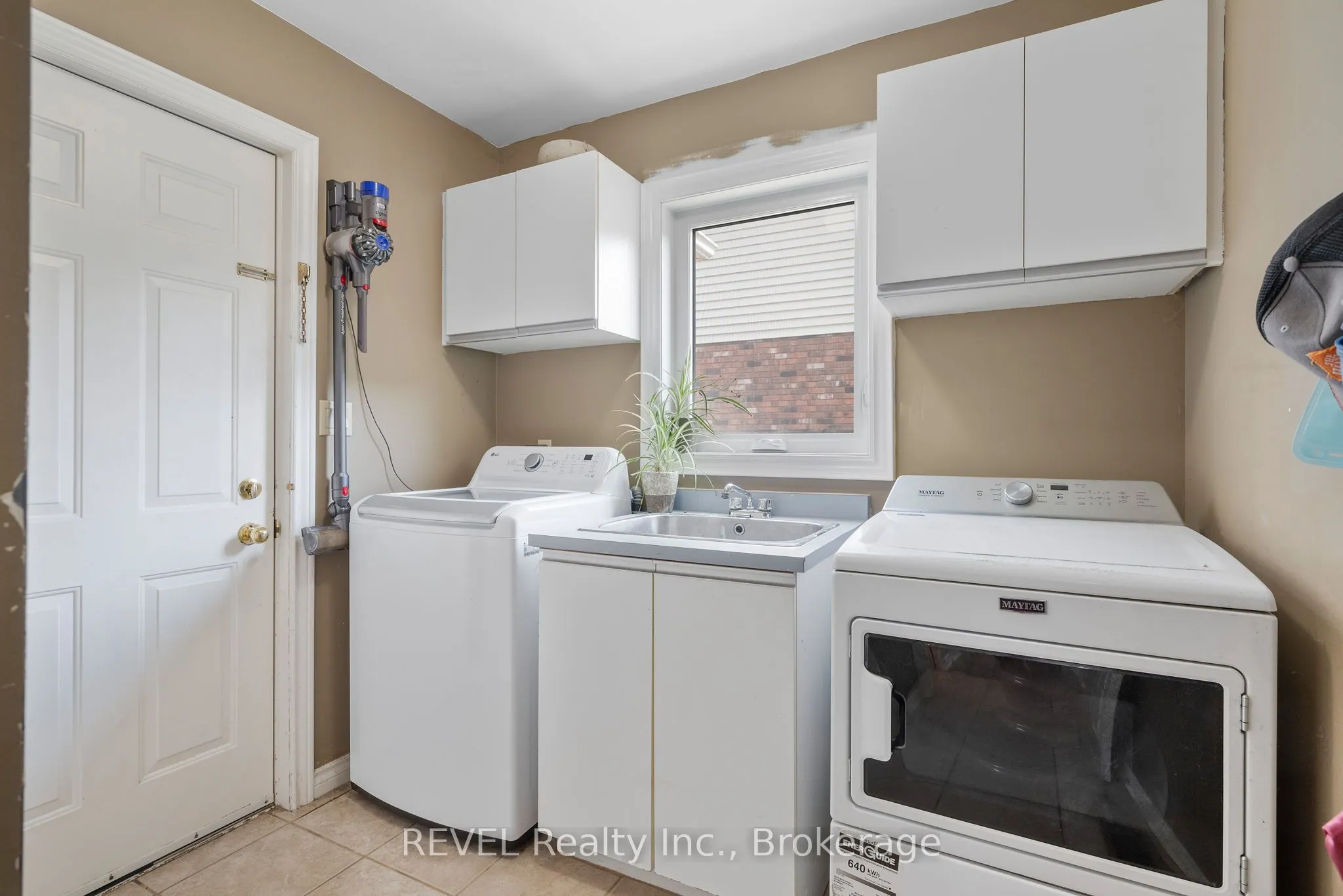 12 Arbour Glen Drive