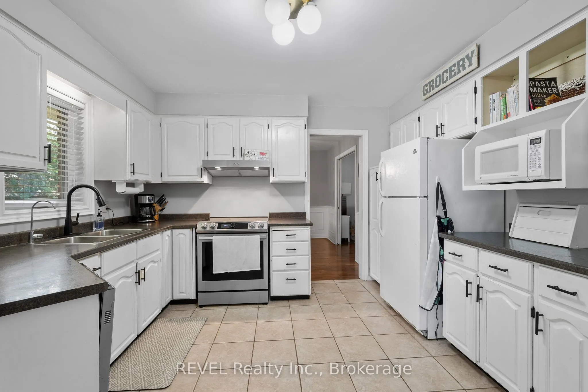12 Arbour Glen Drive