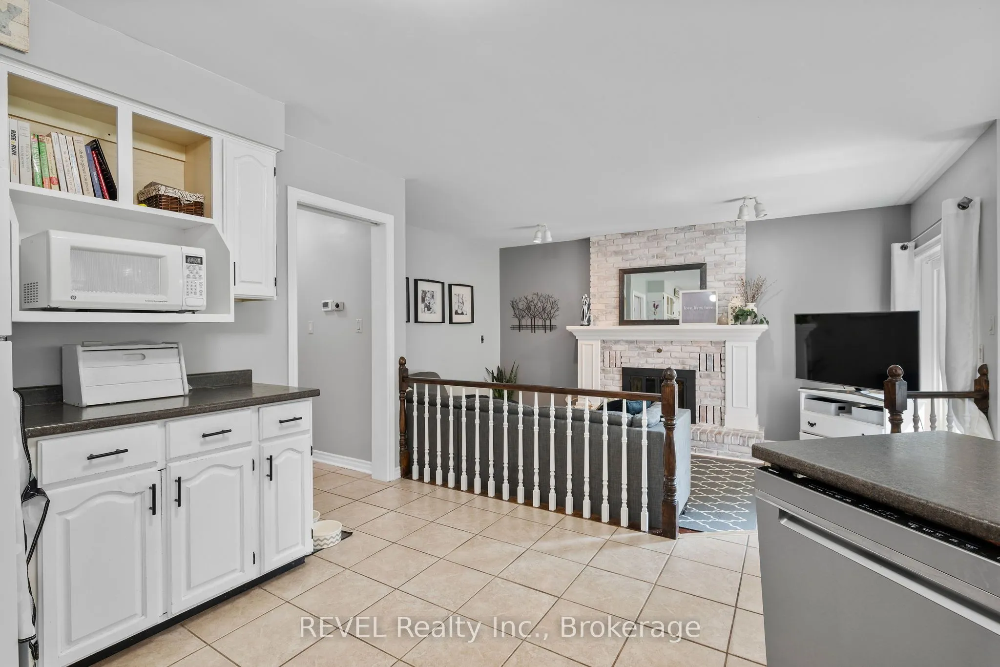 12 Arbour Glen Drive