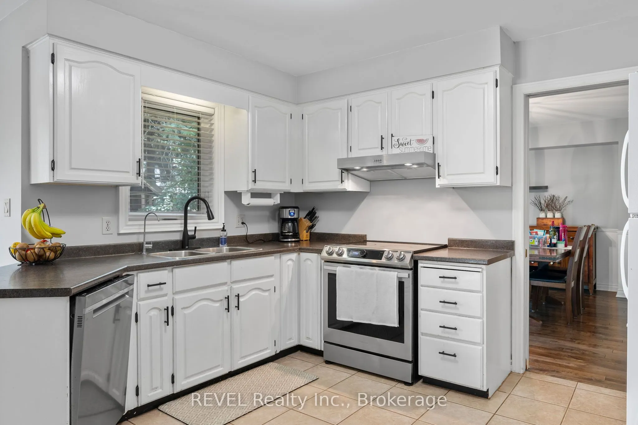 12 Arbour Glen Drive