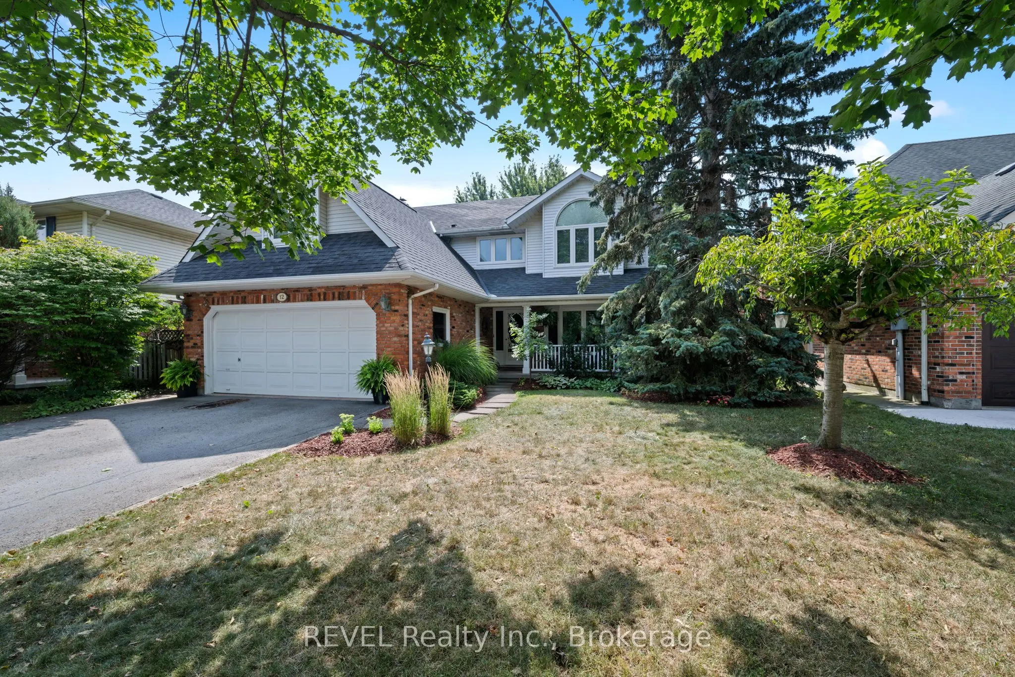 12 Arbour Glen Drive