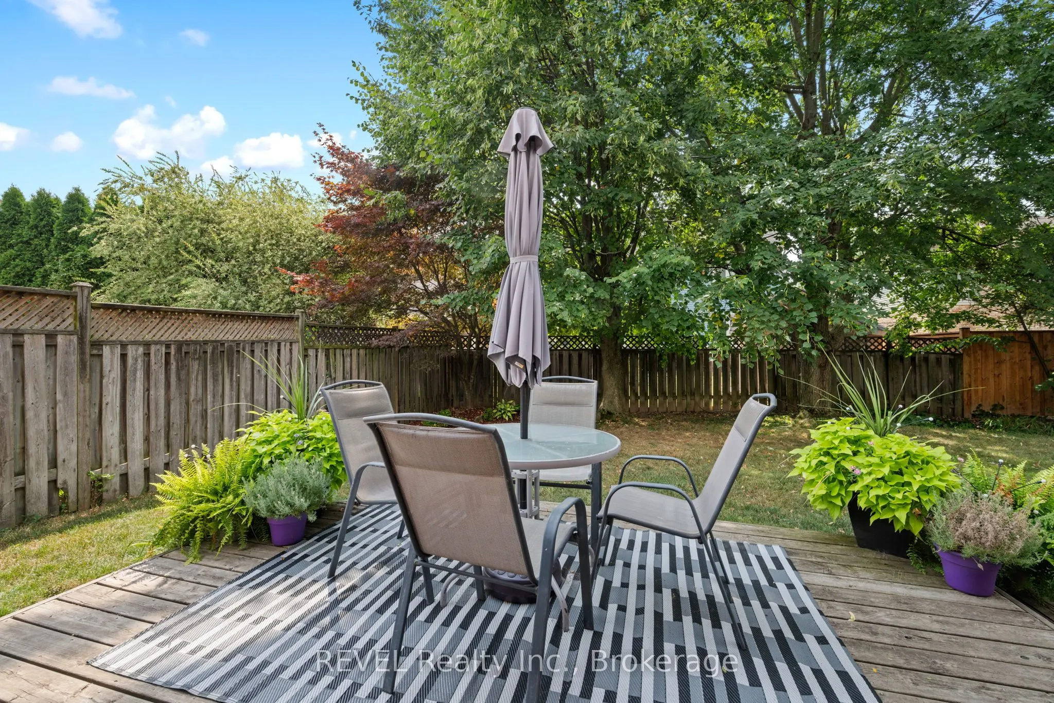 12 Arbour Glen Drive