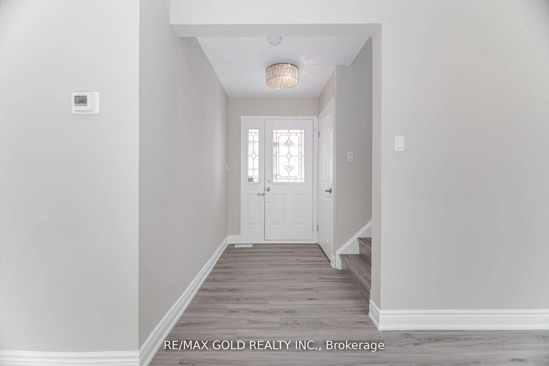 212 Cedarwoods Crescent