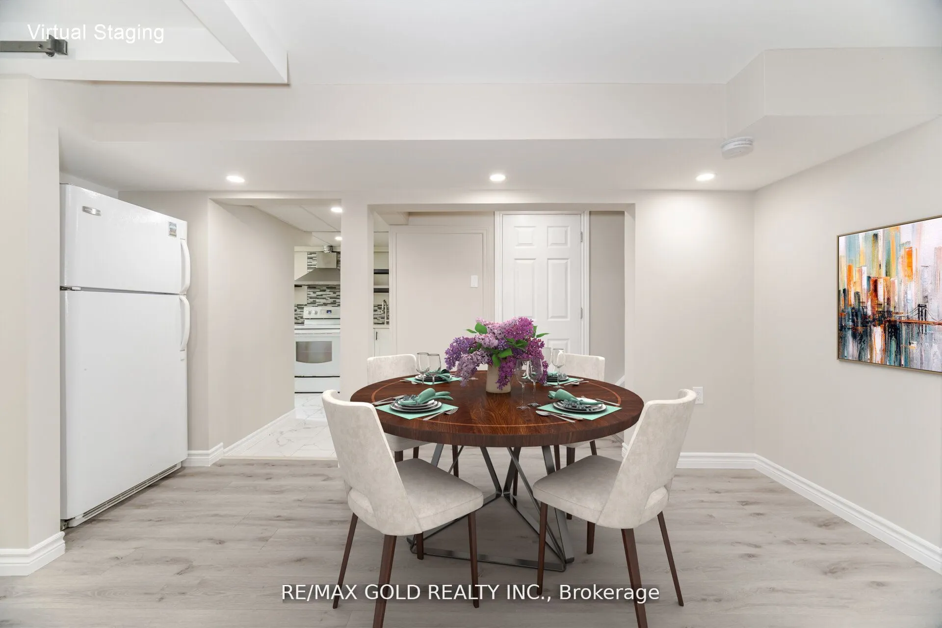 212 Cedarwoods Crescent