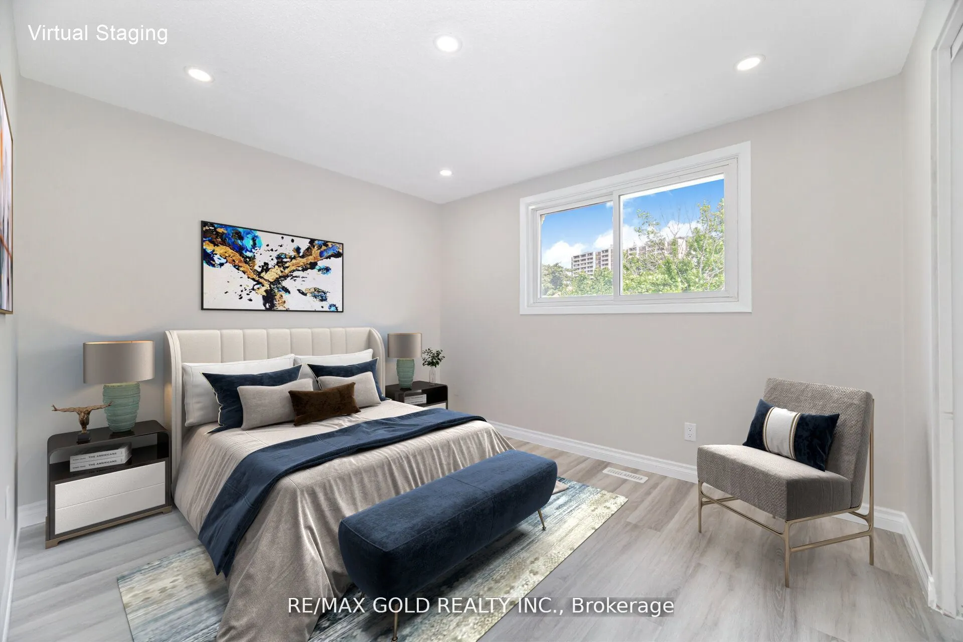 212 Cedarwoods Crescent