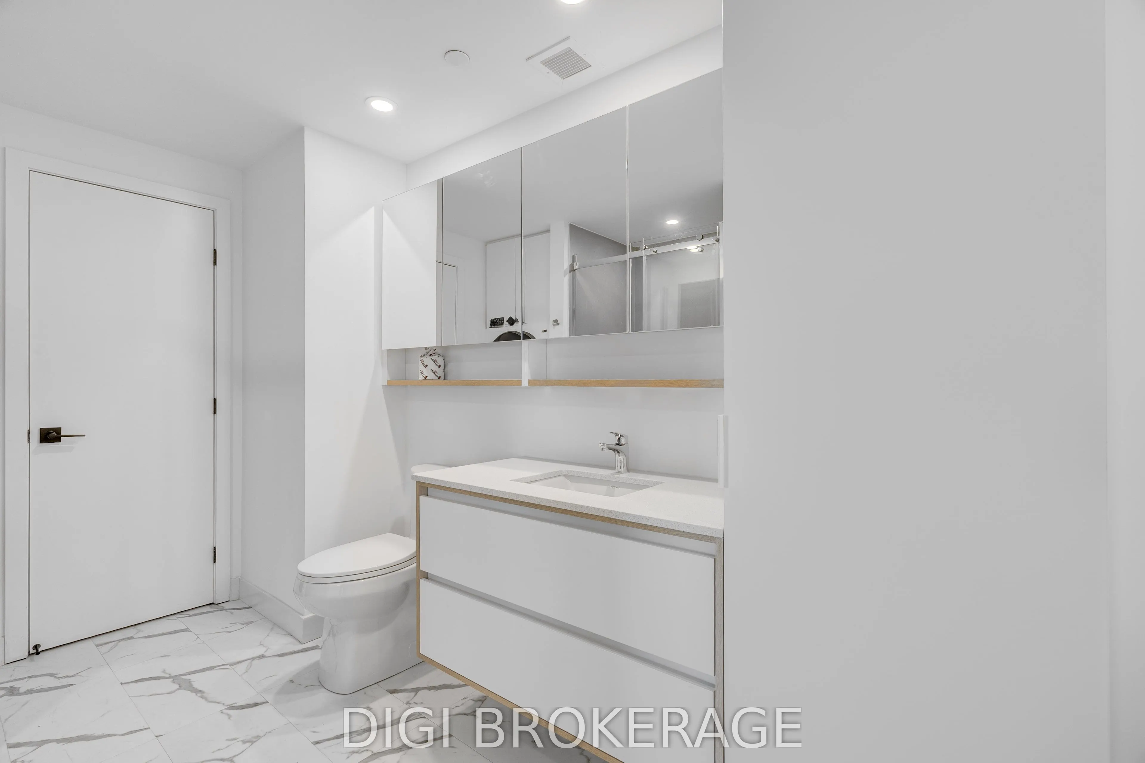 1240 Cummings Avenue, #1303