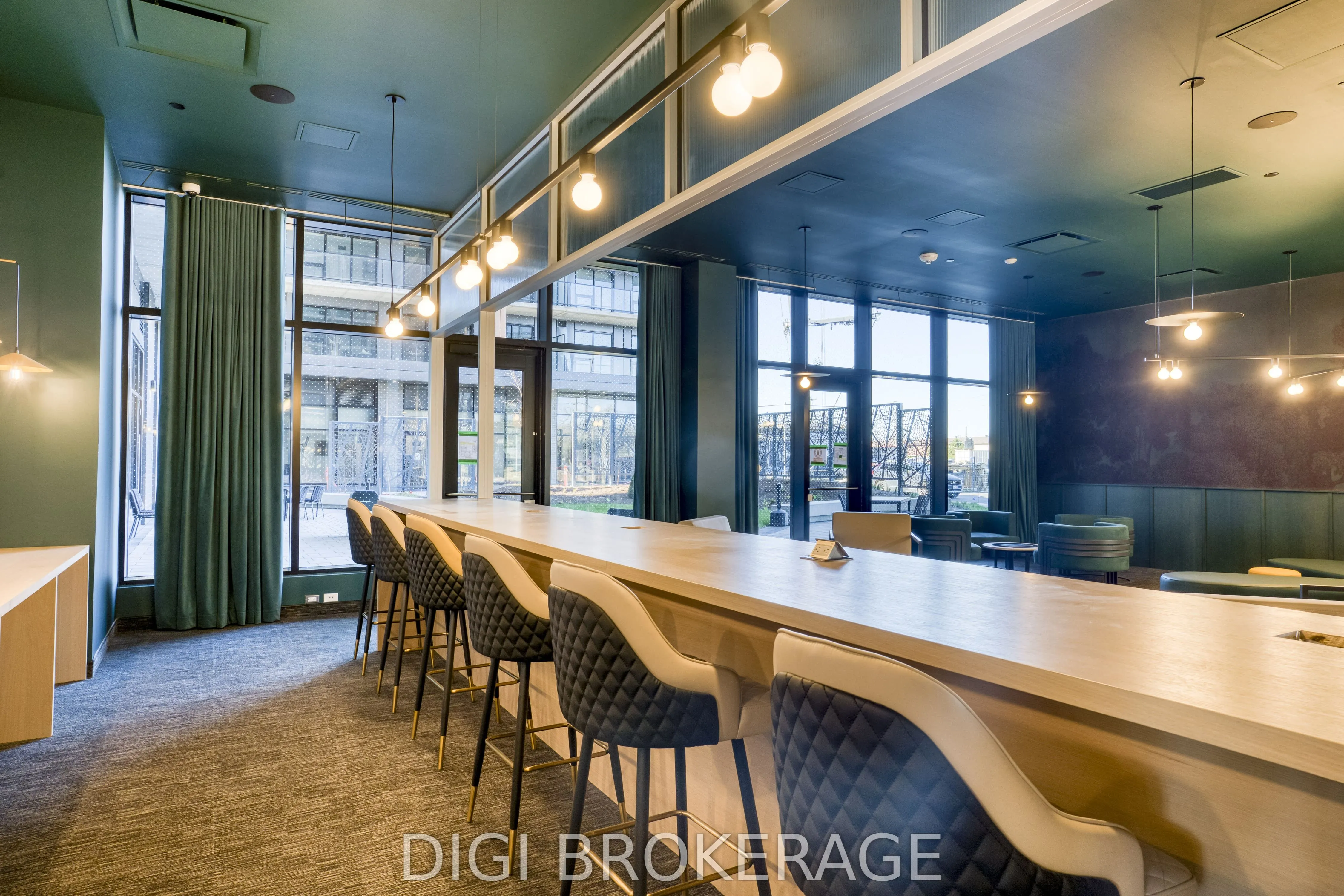 1240 Cummings Avenue, #1303