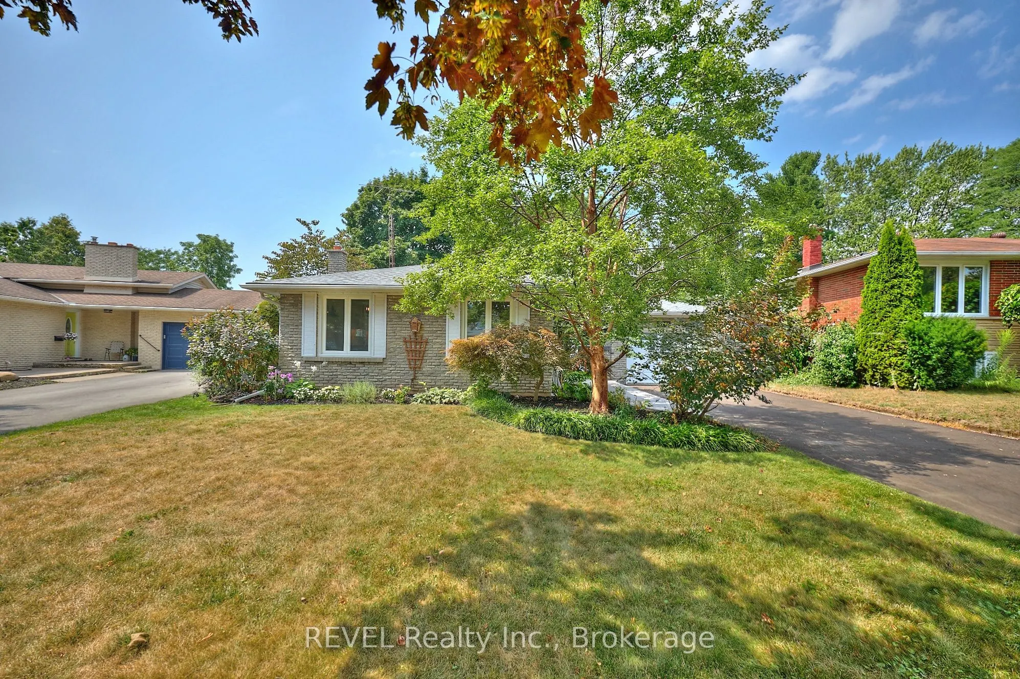 6796 Corwin Crescent