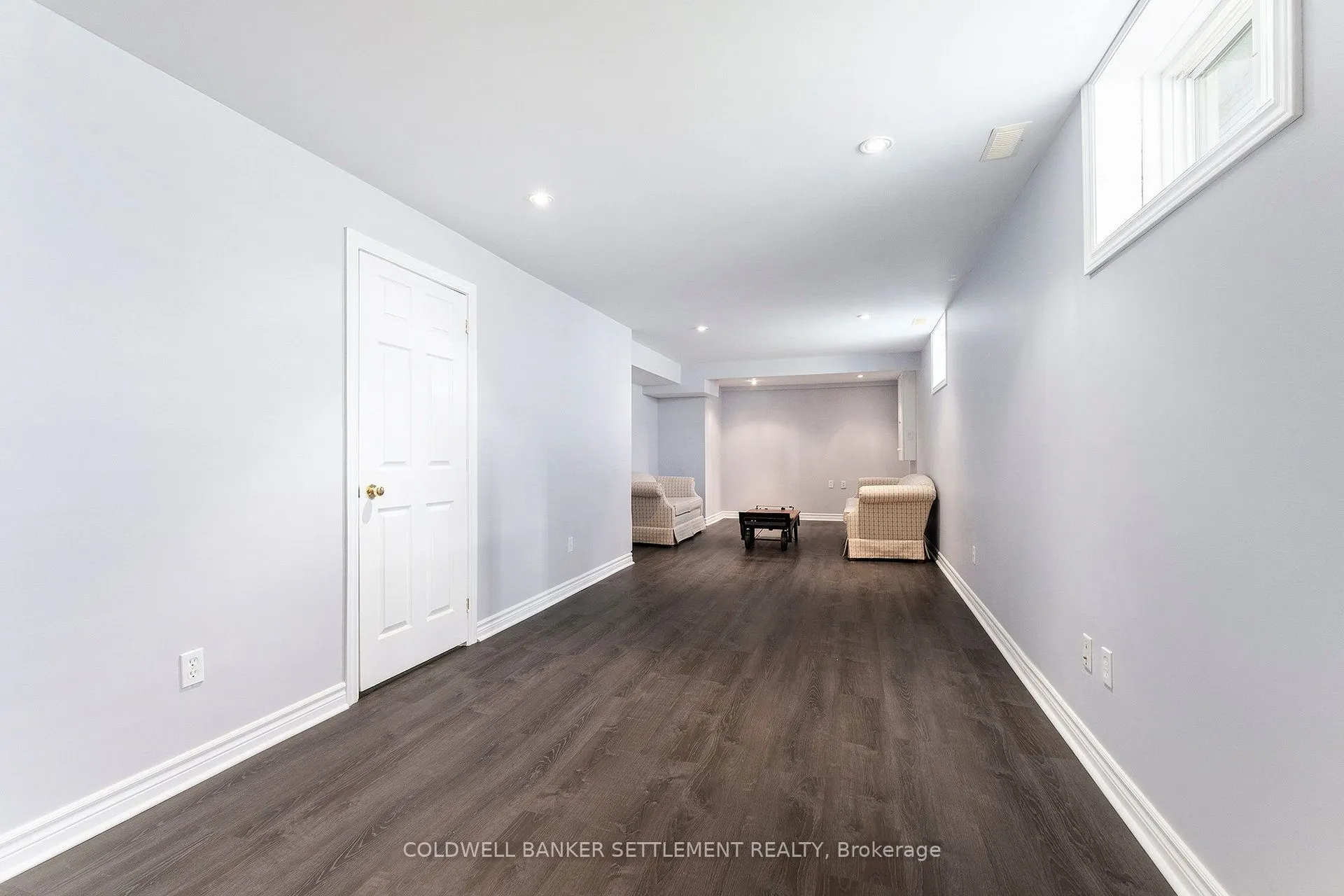 49 Harris Street N