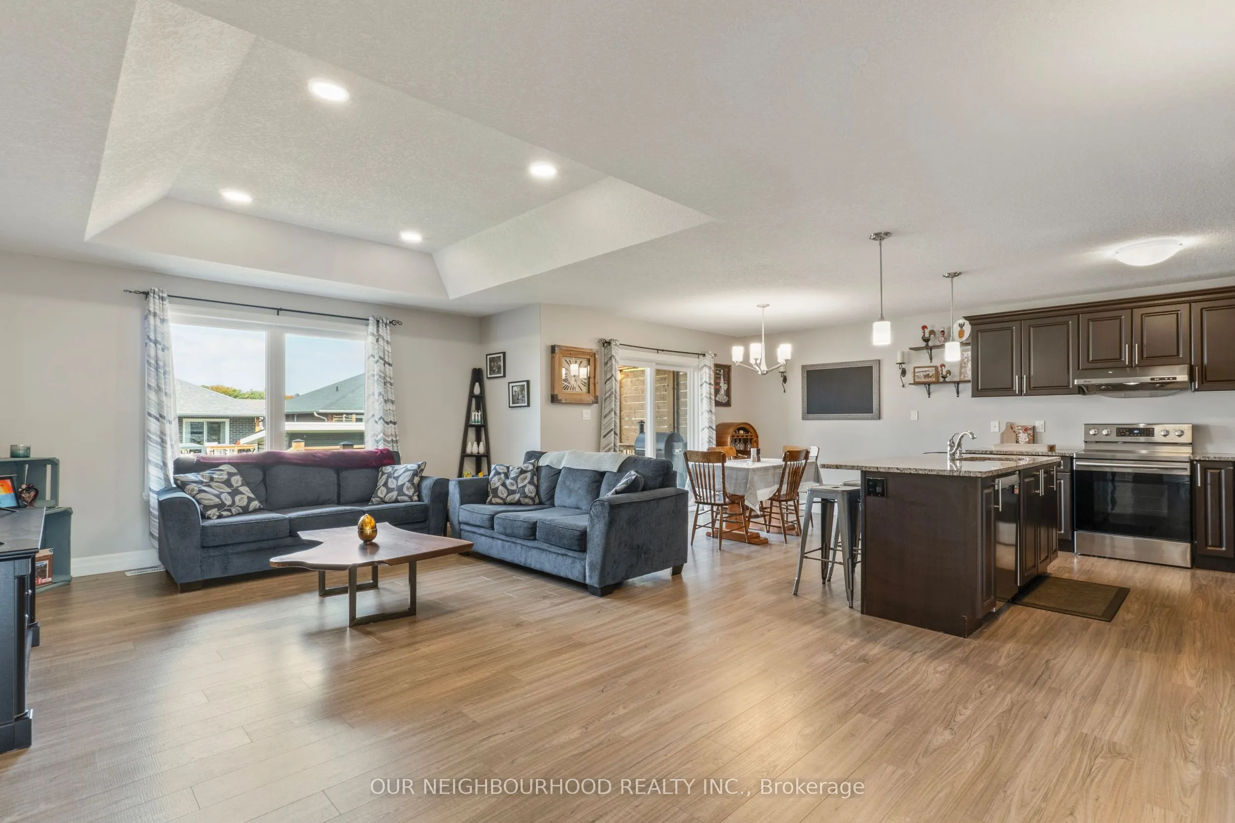 54 Mcintosh Crescent