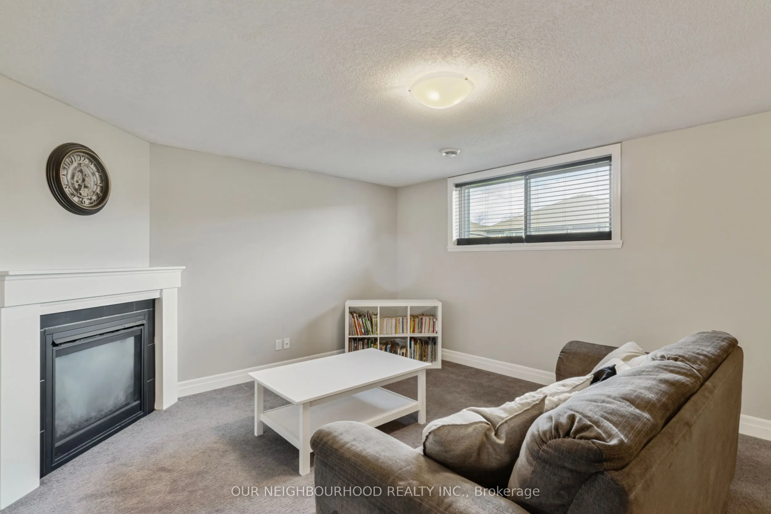 54 Mcintosh Crescent
